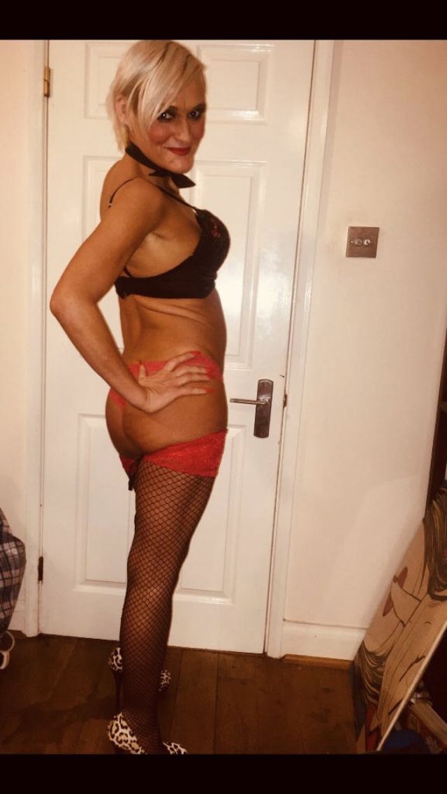 https://cdn.adultwork.com/gallery/G12/8500677.jpg