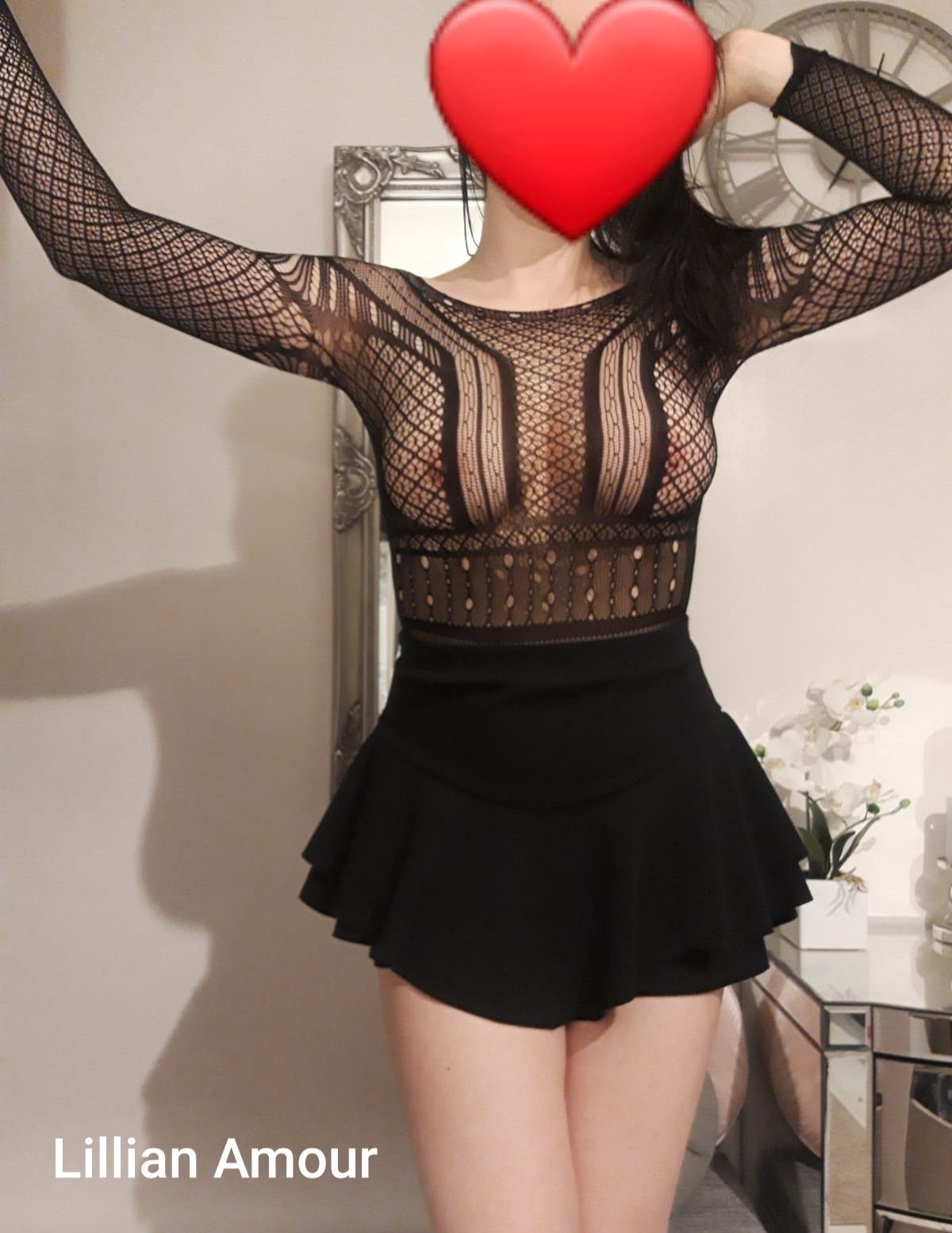 https://cdn.adultwork.com/gallery/G12/8501274.jpg