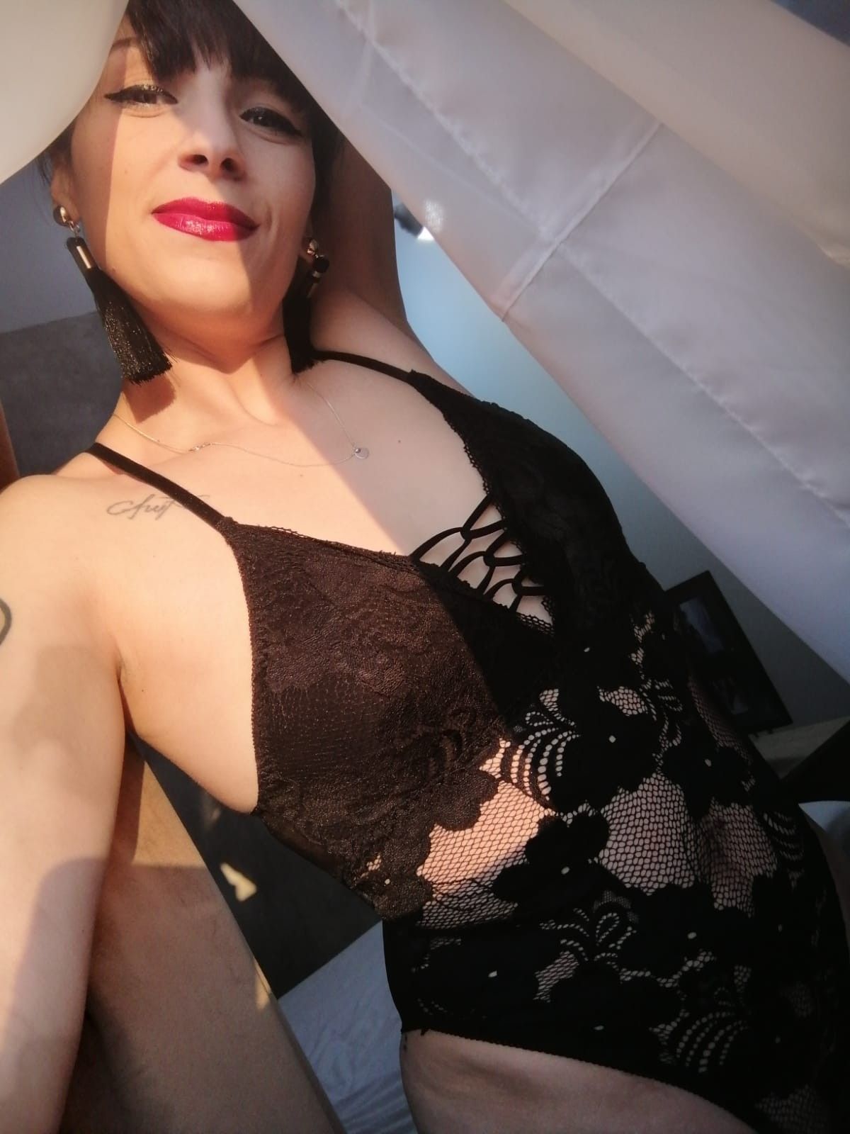 https://cdn.adultwork.com/gallery/G12/8501824.jpg