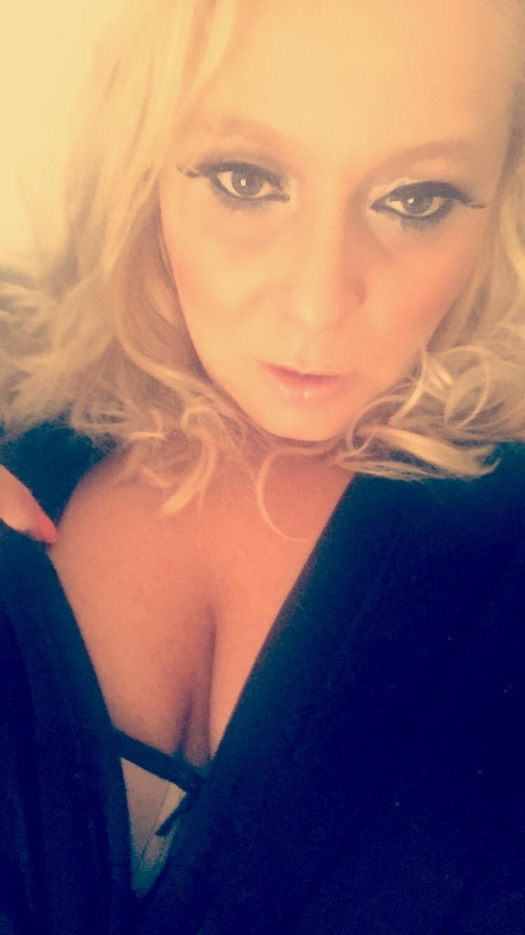 https://cdn.adultwork.com/gallery/G12/8502093.jpg