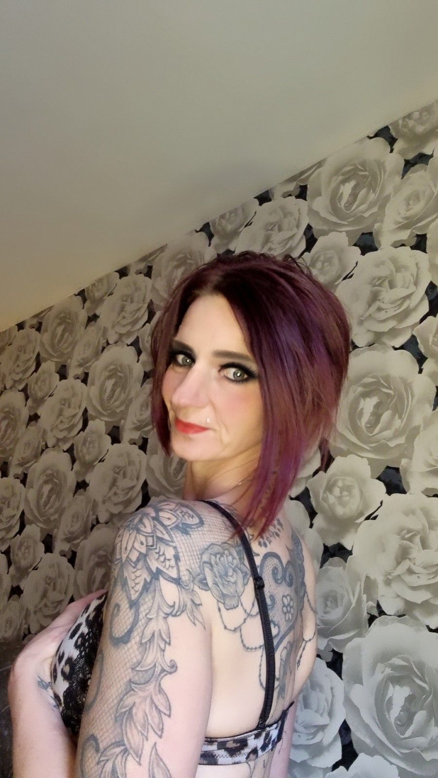 https://cdn.adultwork.com/gallery/G12/8502667.jpg