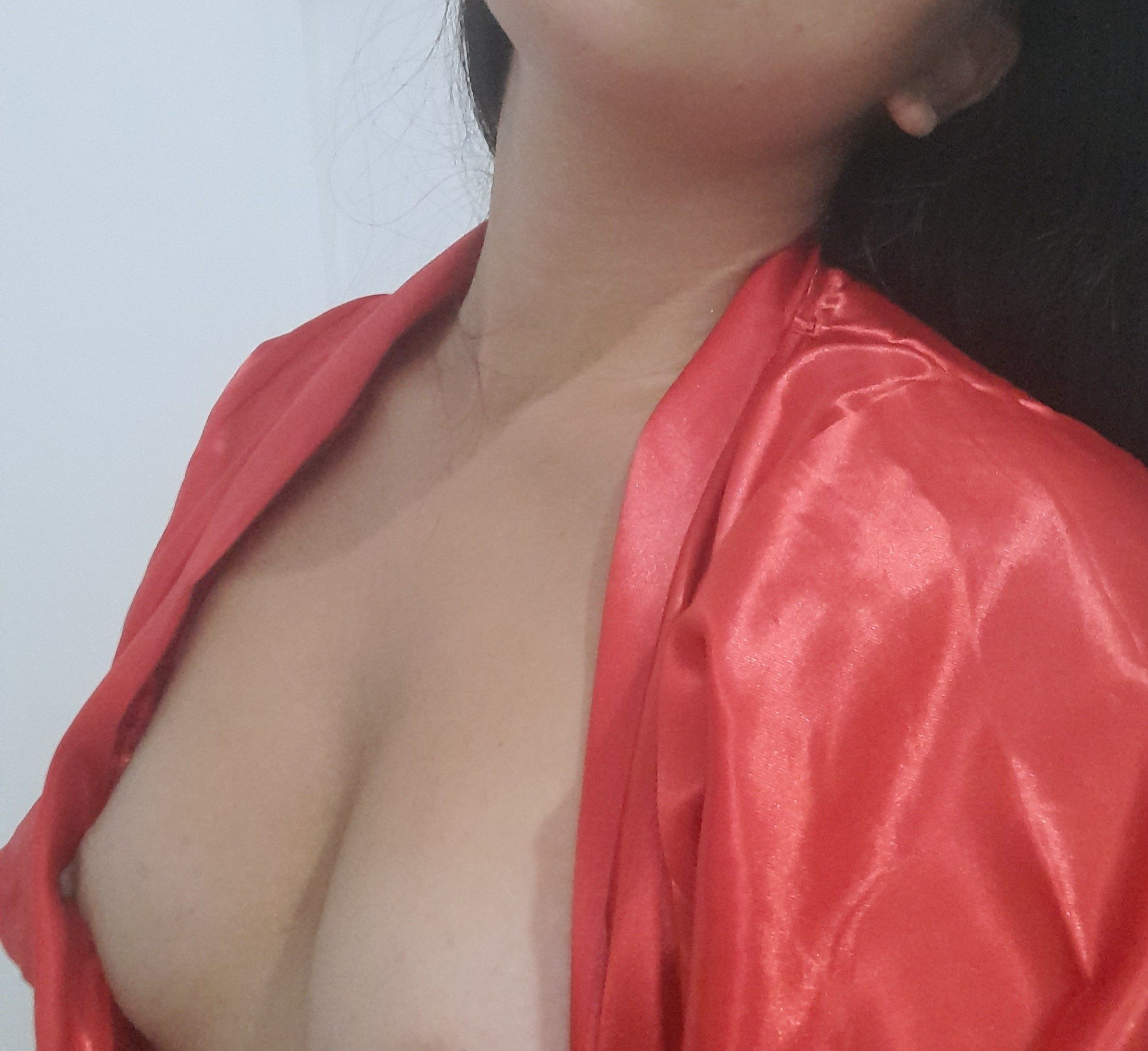 https://cdn.adultwork.com/gallery/G12/8503129.jpg