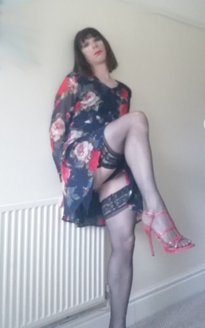 https://cdn.adultwork.com/gallery/G12/8503274.jpg