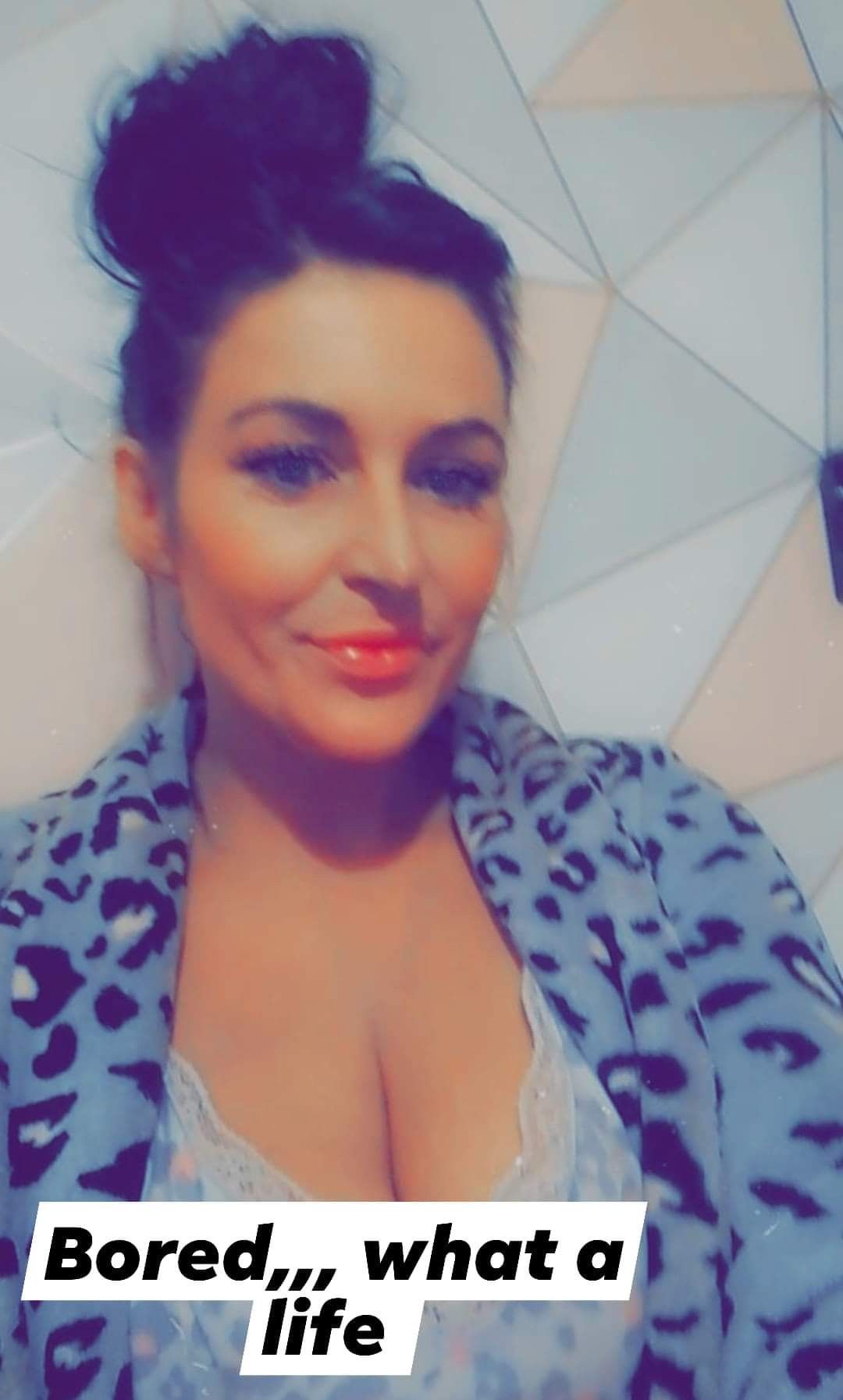 https://cdn.adultwork.com/gallery/G12/8504608.jpg