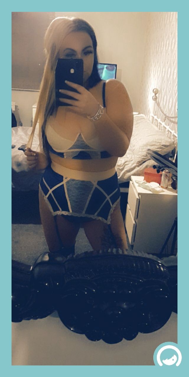 https://cdn.adultwork.com/gallery/G12/8505081.jpg