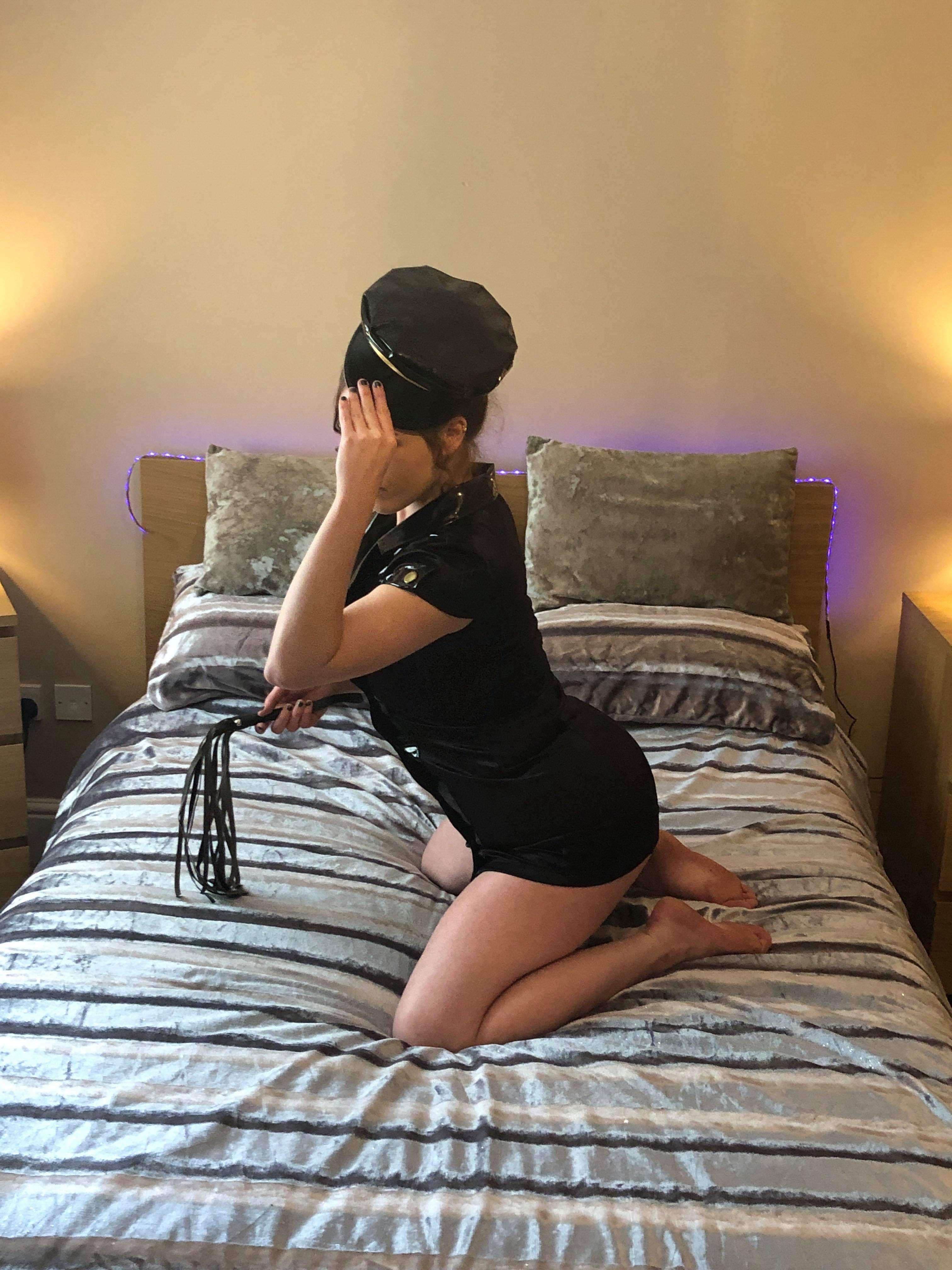 https://cdn.adultwork.com/gallery/G12/8508231.jpg