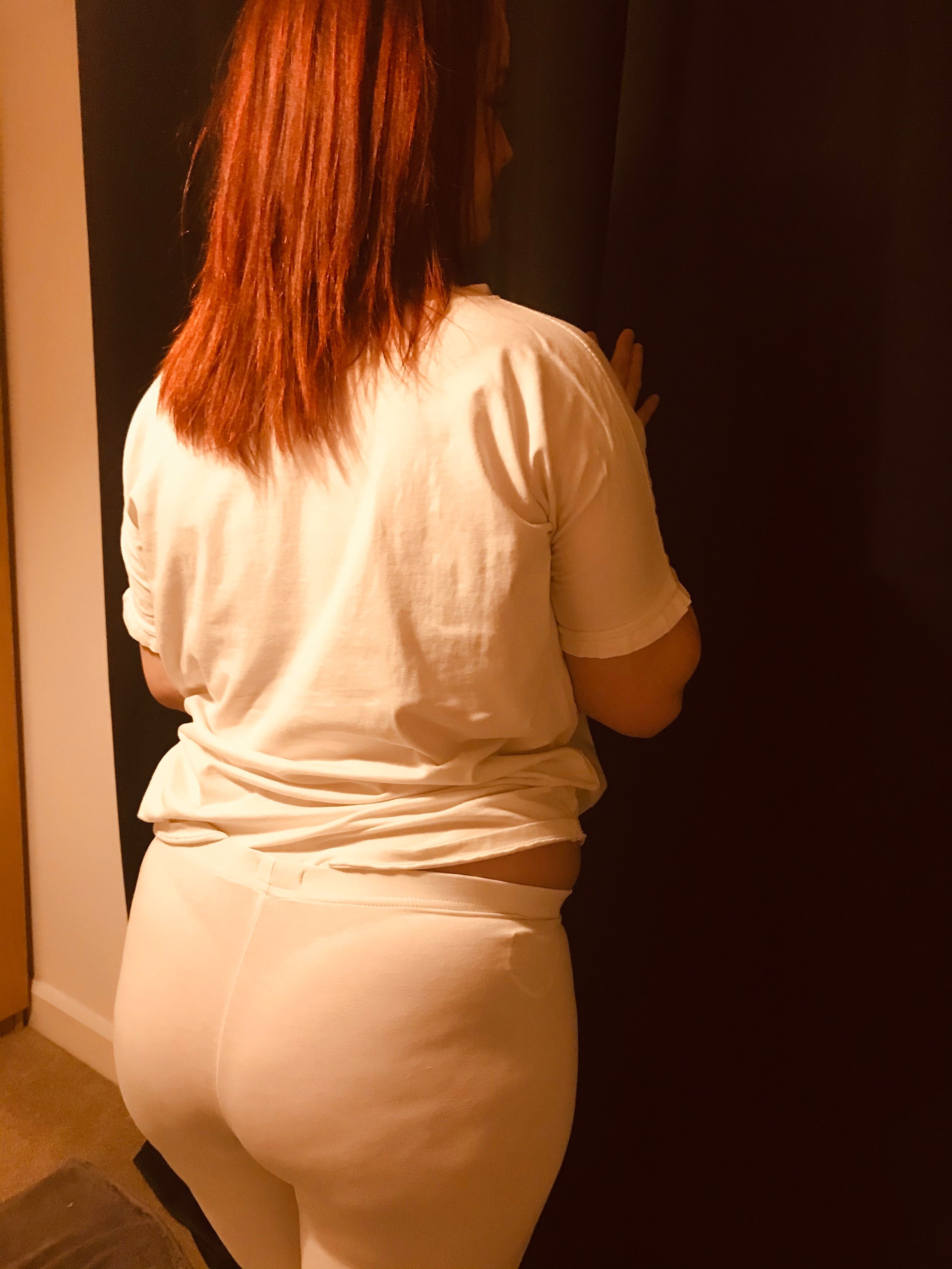 https://cdn.adultwork.com/gallery/G12/8508345.jpg