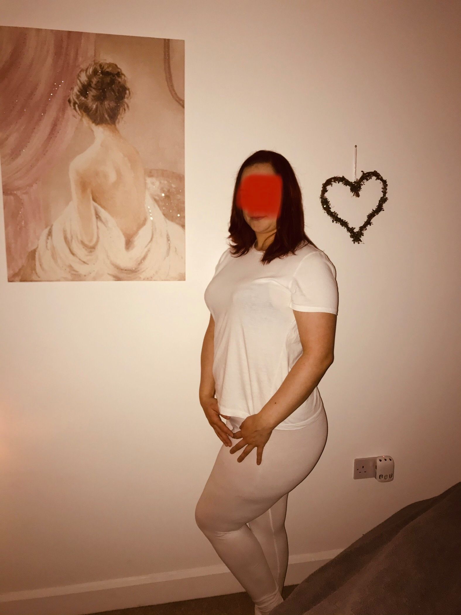 https://cdn.adultwork.com/gallery/G12/8508348.jpg