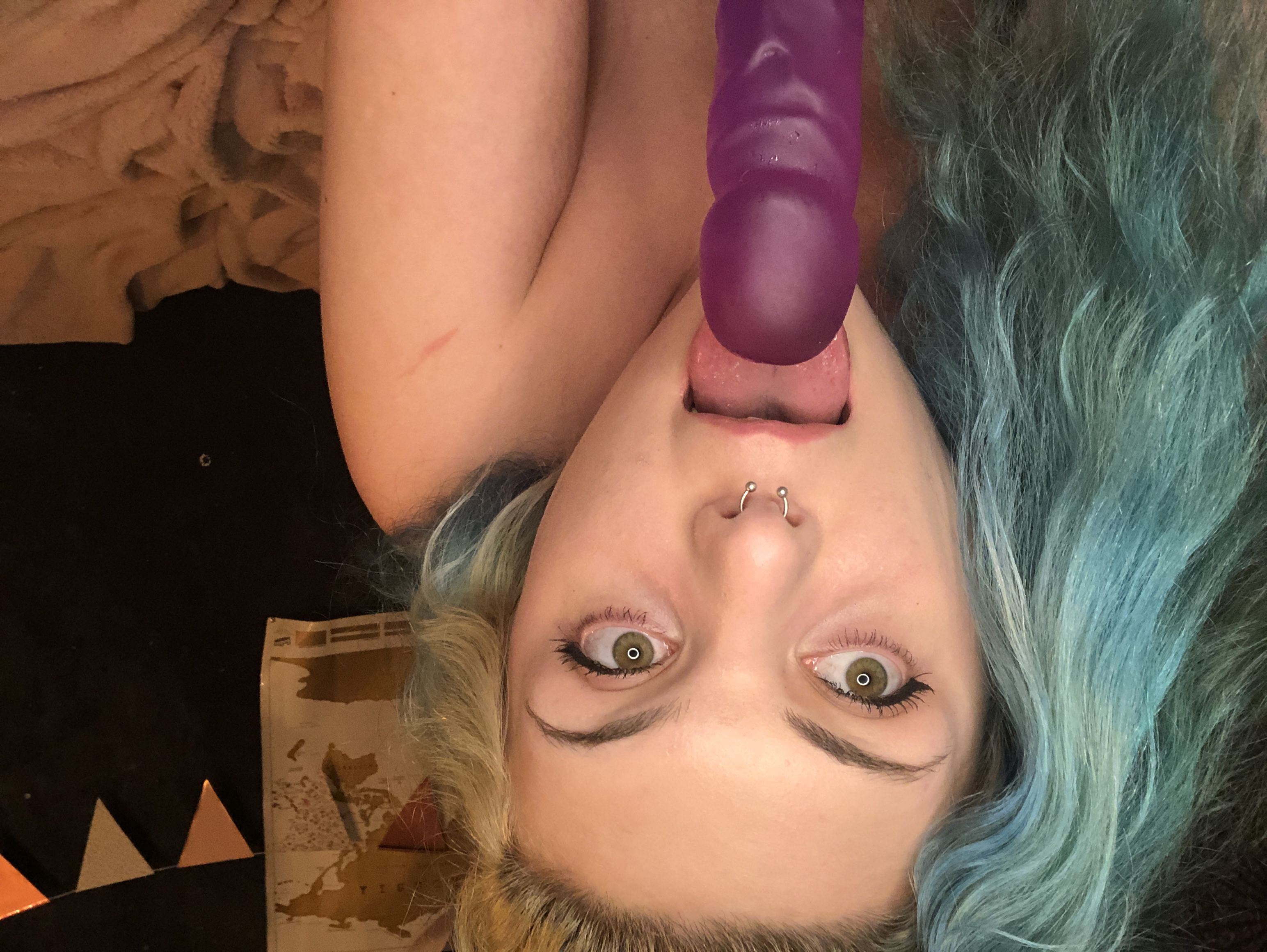 https://cdn.adultwork.com/gallery/G12/8508355.jpg