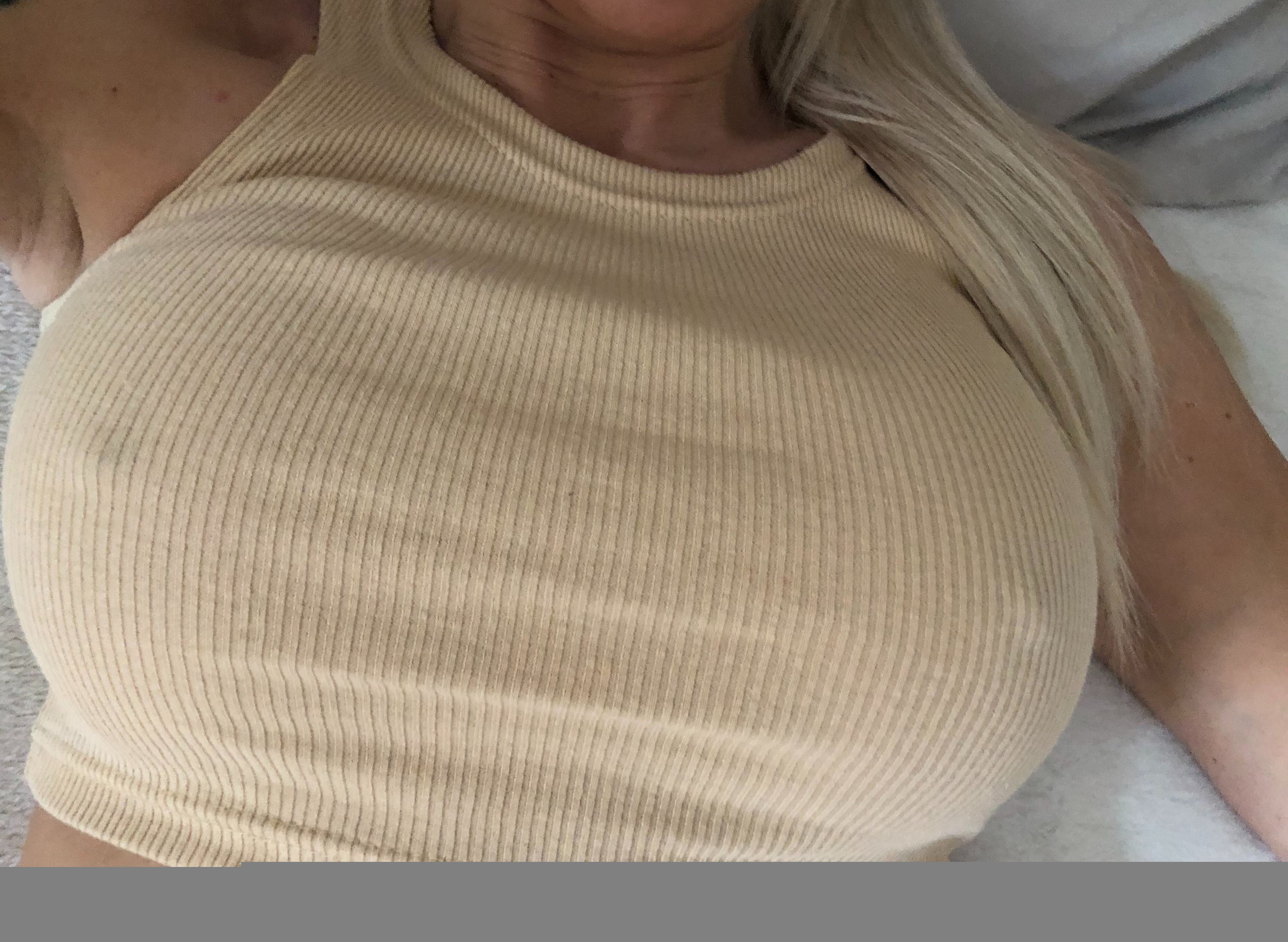 https://cdn.adultwork.com/gallery/G12/8509547.jpg