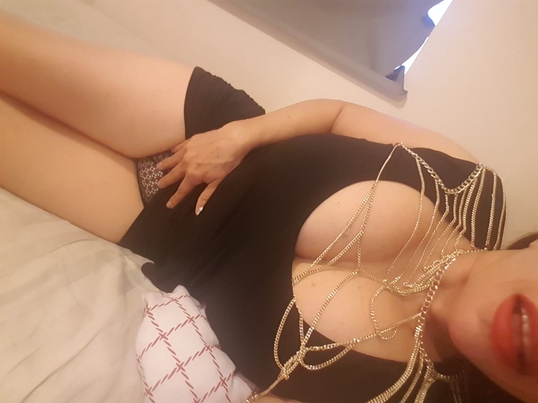 https://cdn.adultwork.com/gallery/G12/8512086.jpg