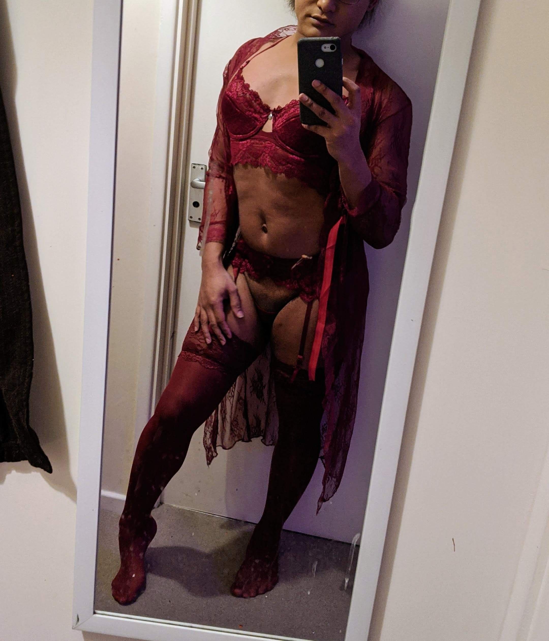 https://cdn.adultwork.com/gallery/G12/8513895.jpg