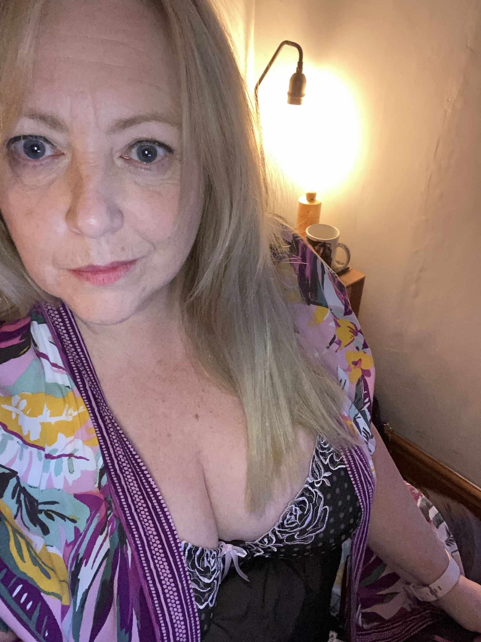 https://cdn.adultwork.com/gallery/G12/8519036.jpg