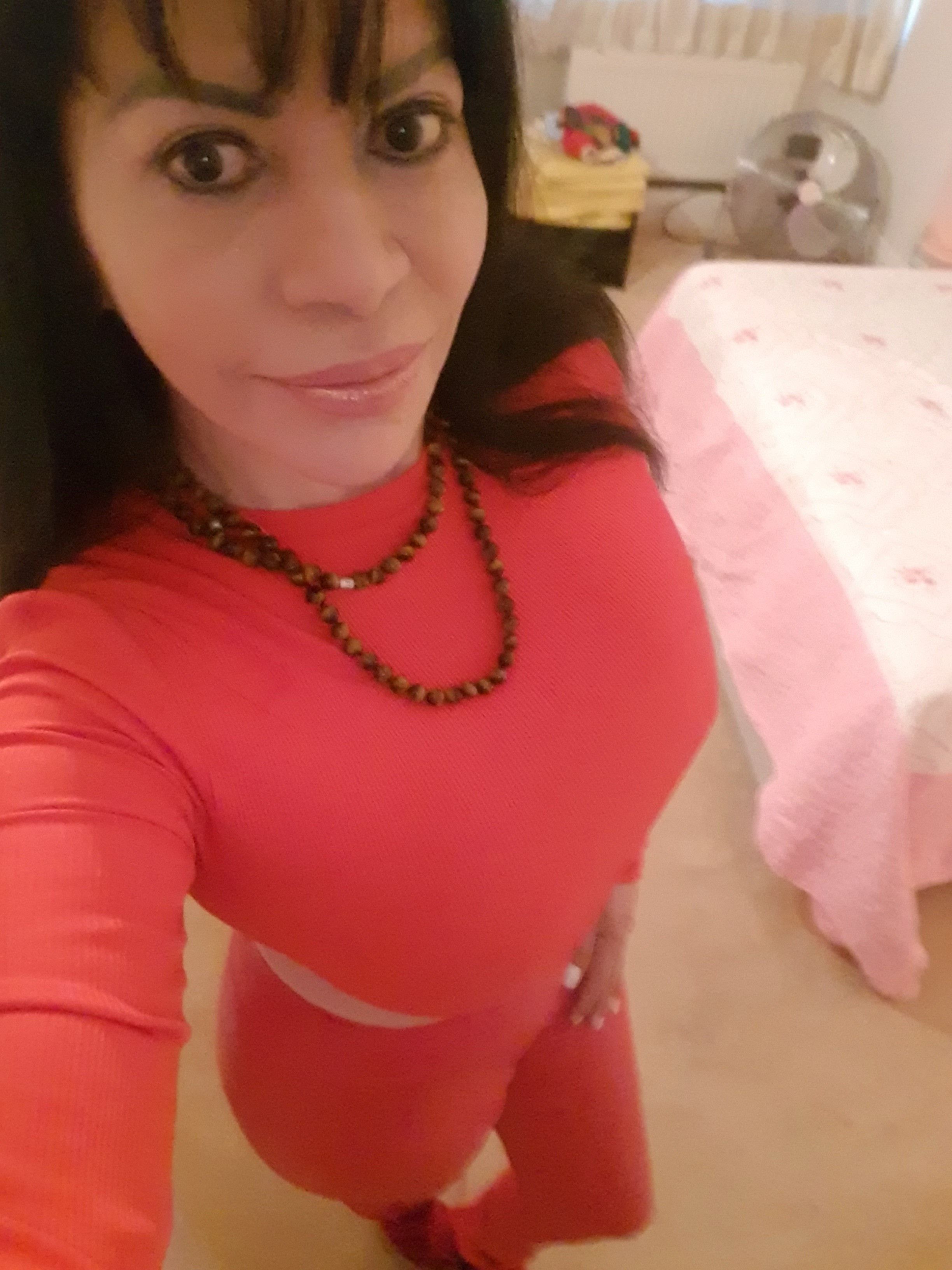 https://cdn.adultwork.com/gallery/G12/8519376.jpg