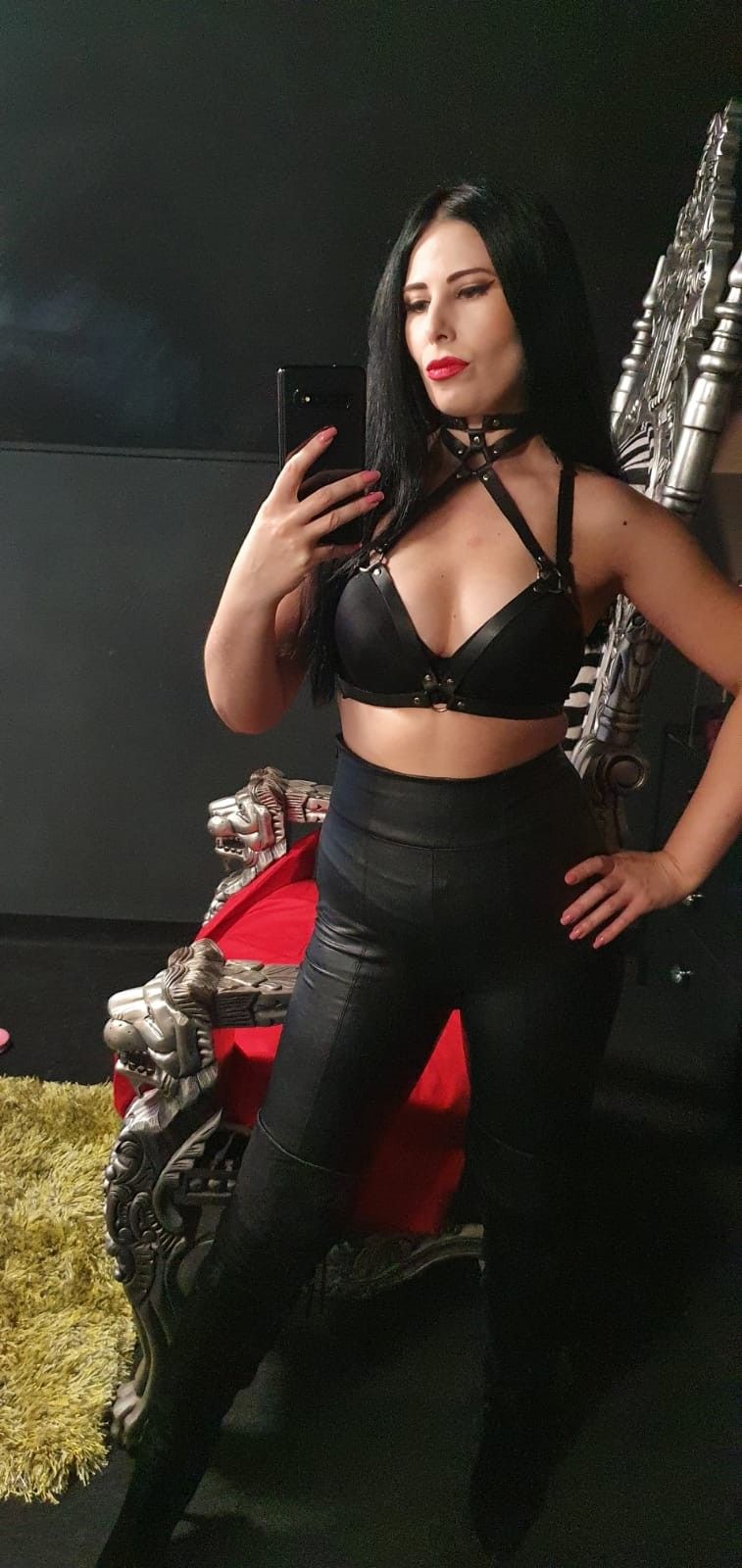 https://cdn.adultwork.com/gallery/G12/8519960.jpg