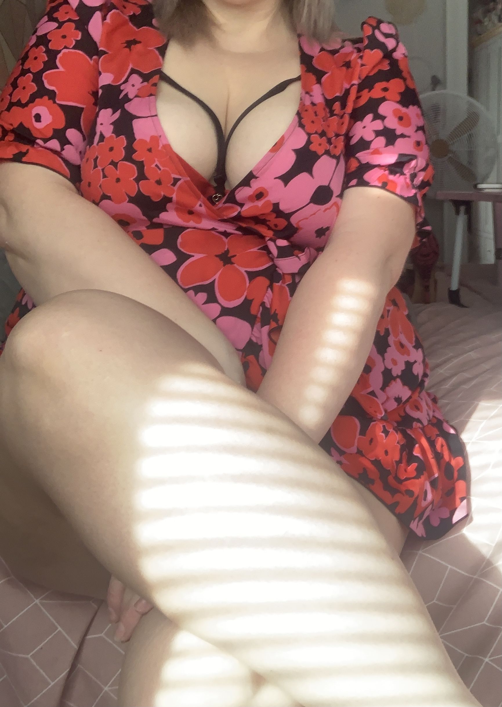 https://cdn.adultwork.com/gallery/G12/8520475.jpg