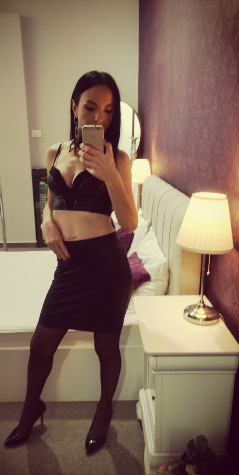 https://cdn.adultwork.com/gallery/G12/8526827.jpg