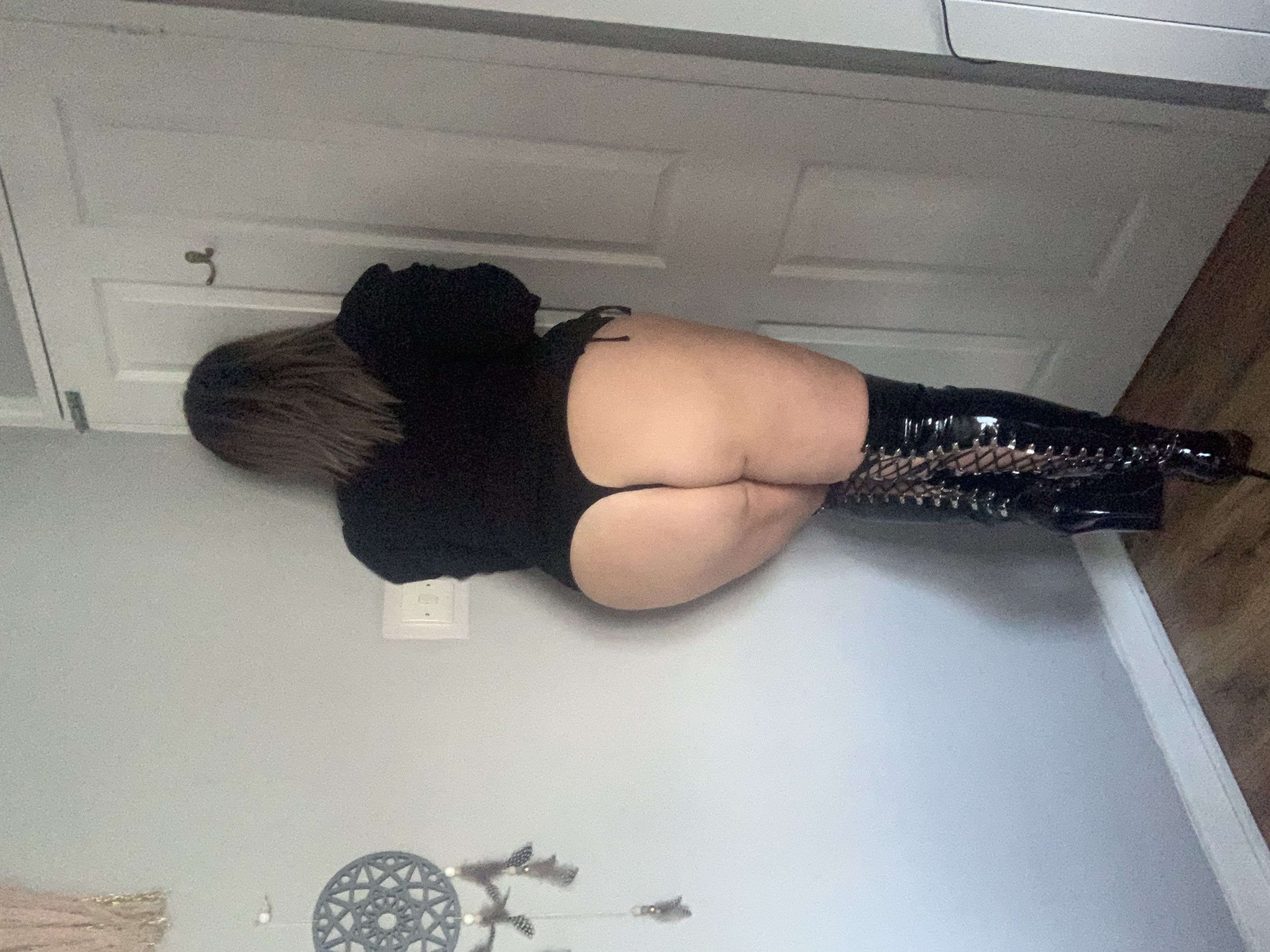 https://cdn.adultwork.com/gallery/G12/8533214.jpg