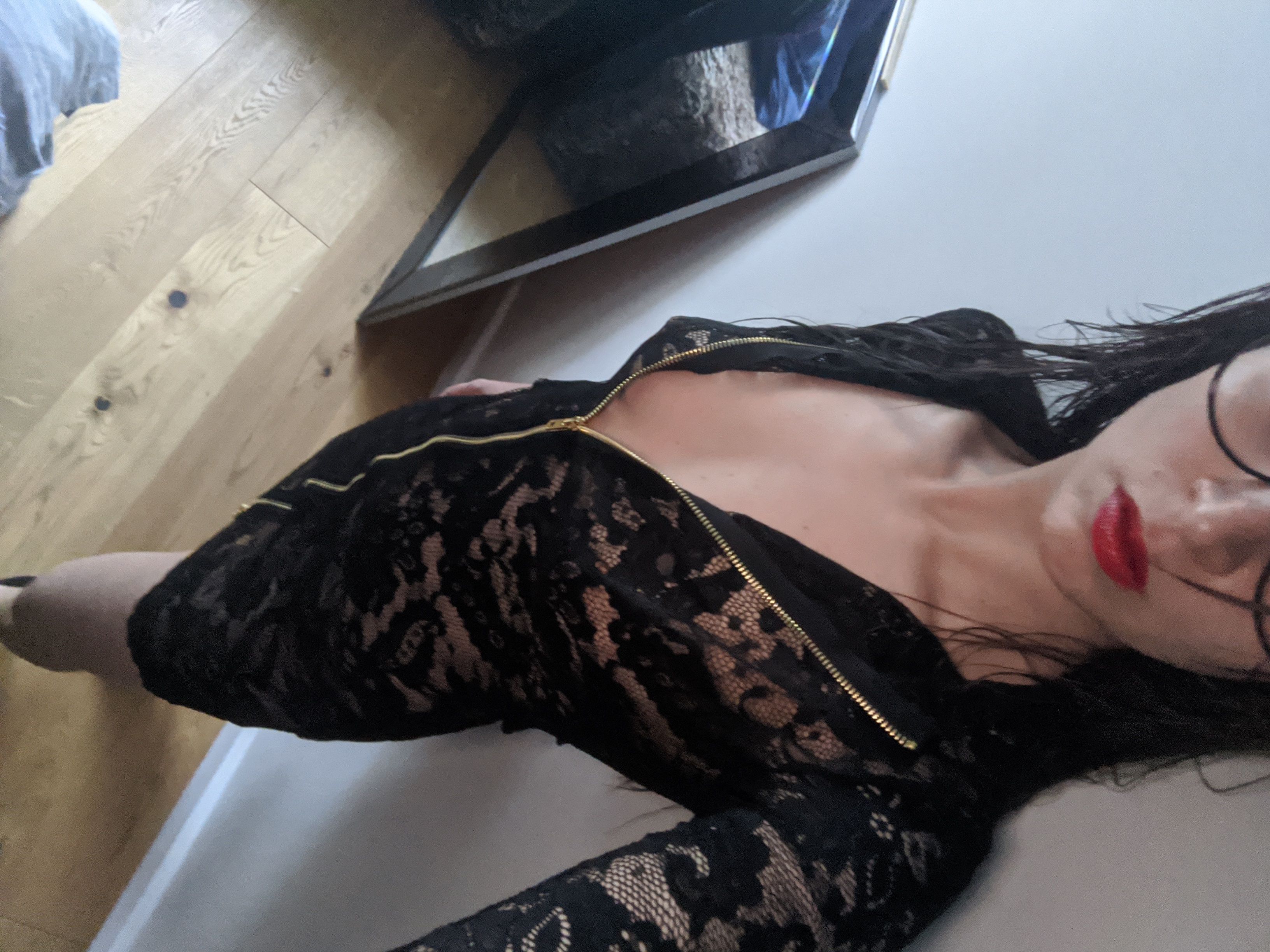 https://cdn.adultwork.com/gallery/G12/8535447.jpg