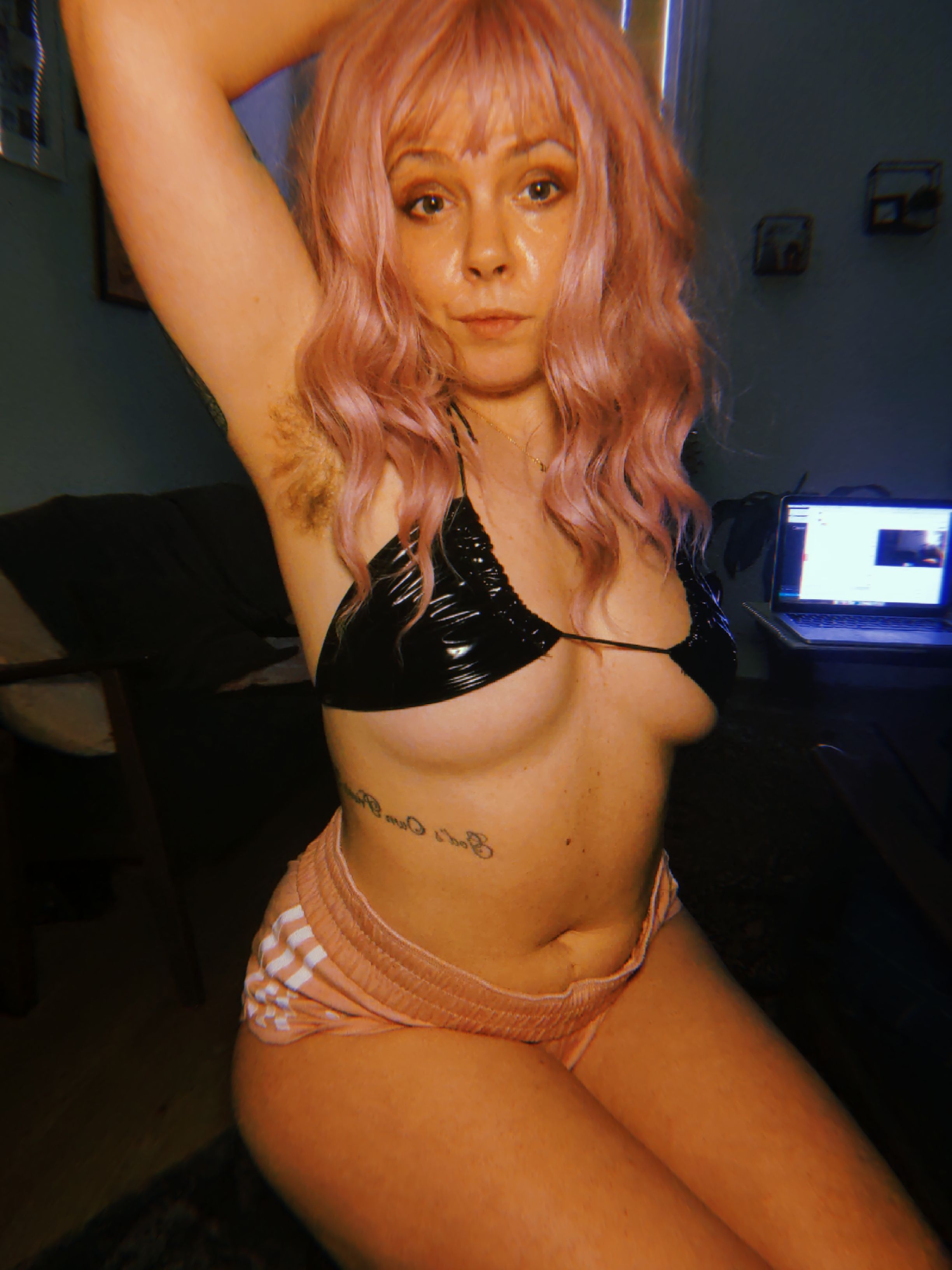 https://cdn.adultwork.com/gallery/G12/8536689.jpg