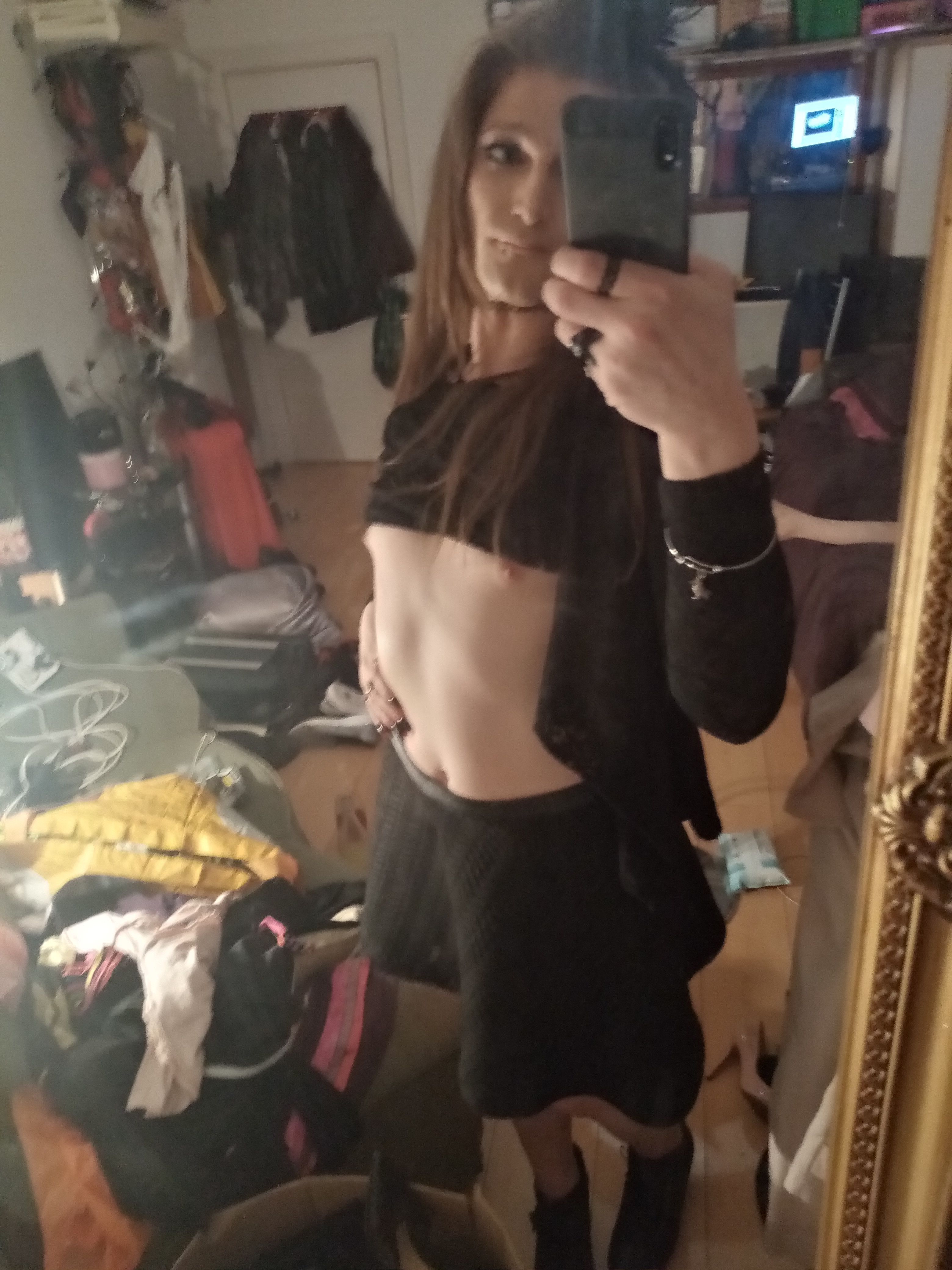 https://cdn.adultwork.com/gallery/G12/8537979.jpg