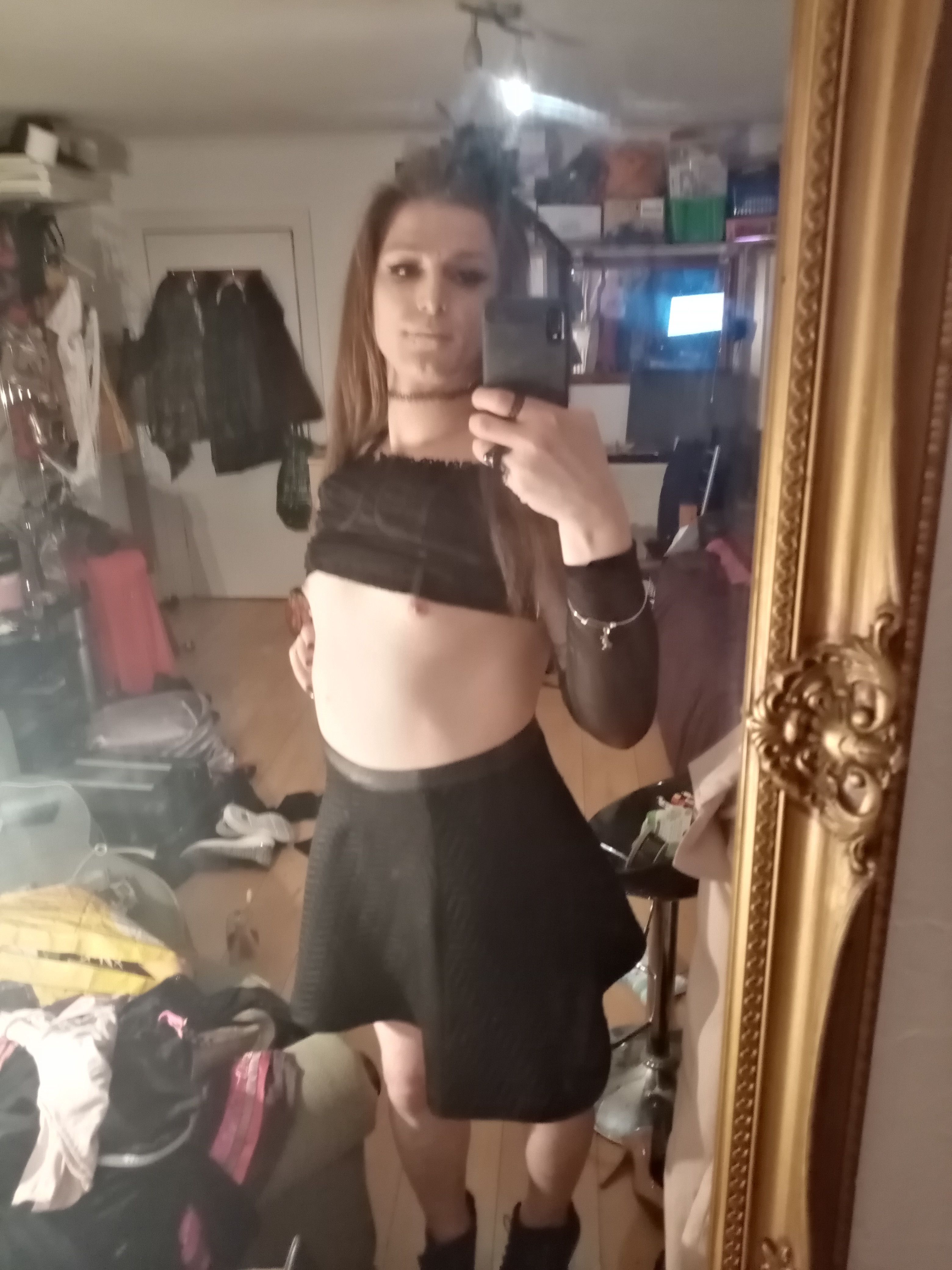 https://cdn.adultwork.com/gallery/G12/8537988.jpg