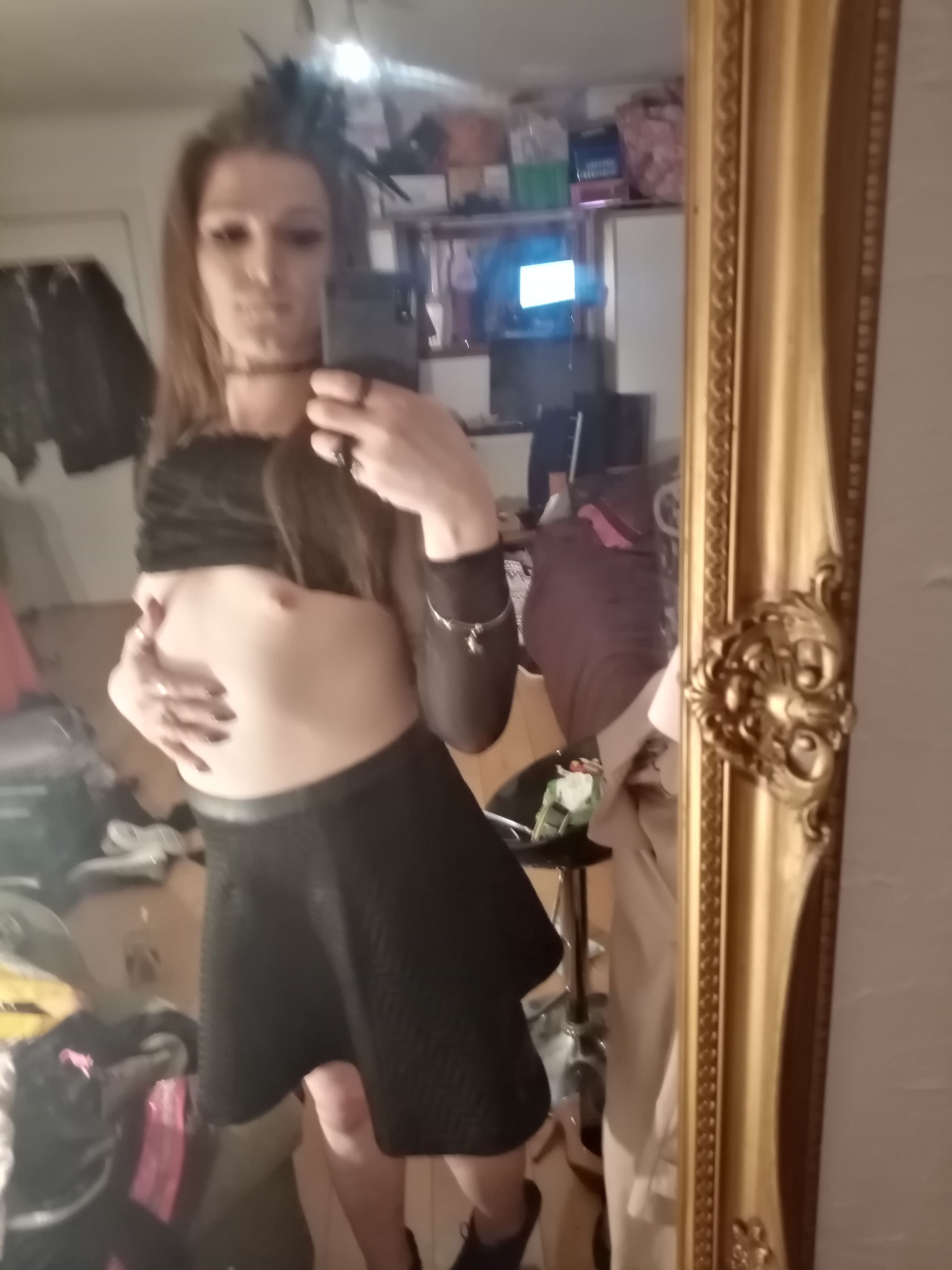 https://cdn.adultwork.com/gallery/G12/8537991.jpg