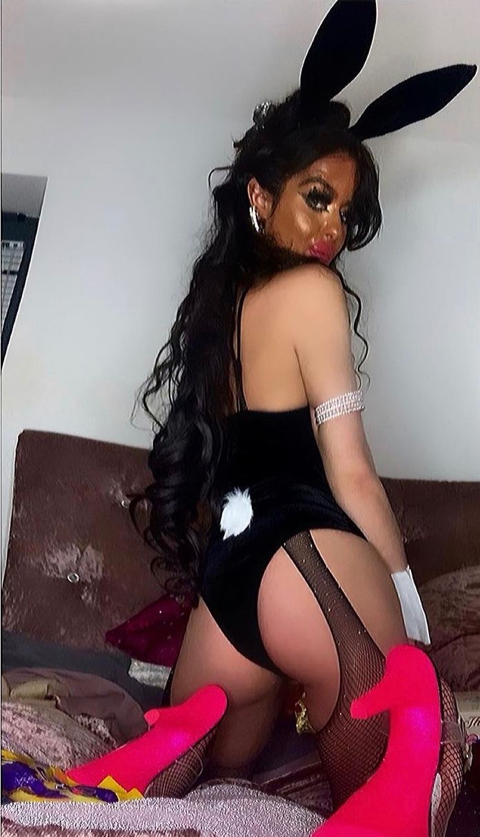 https://cdn.adultwork.com/gallery/G12/8540173.jpg