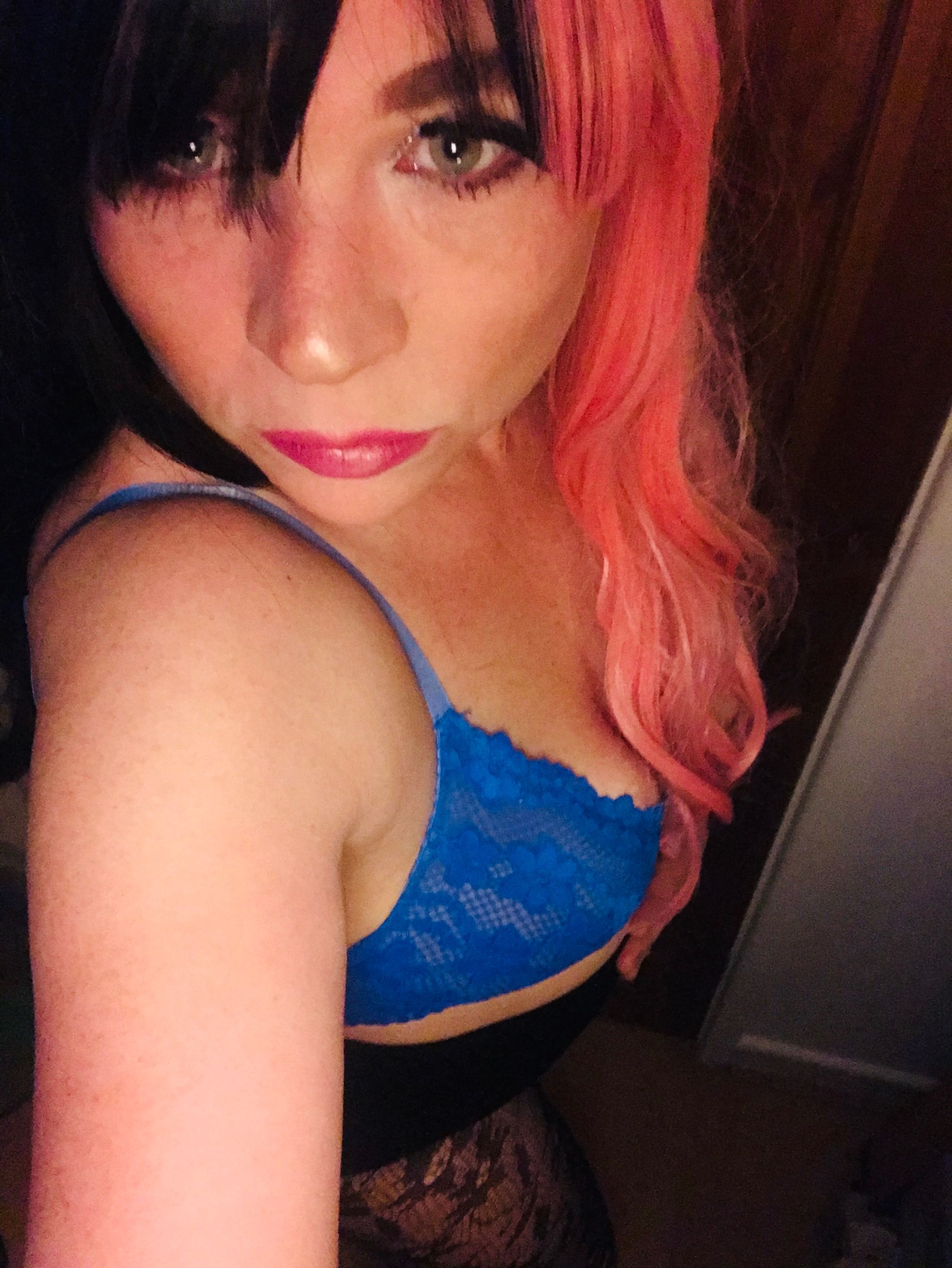 https://cdn.adultwork.com/gallery/G12/8540247.jpg