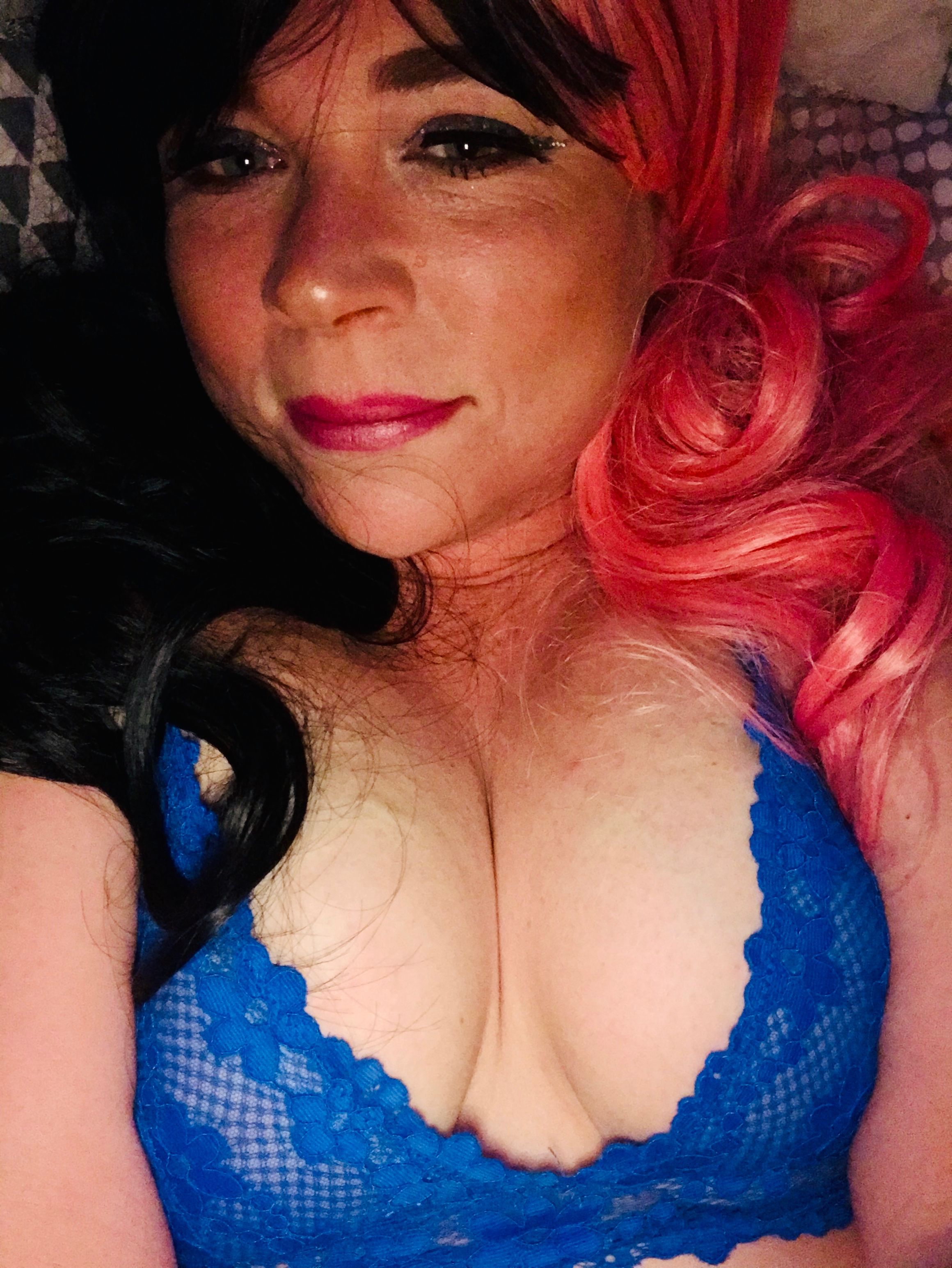 https://cdn.adultwork.com/gallery/G12/8540248.jpg