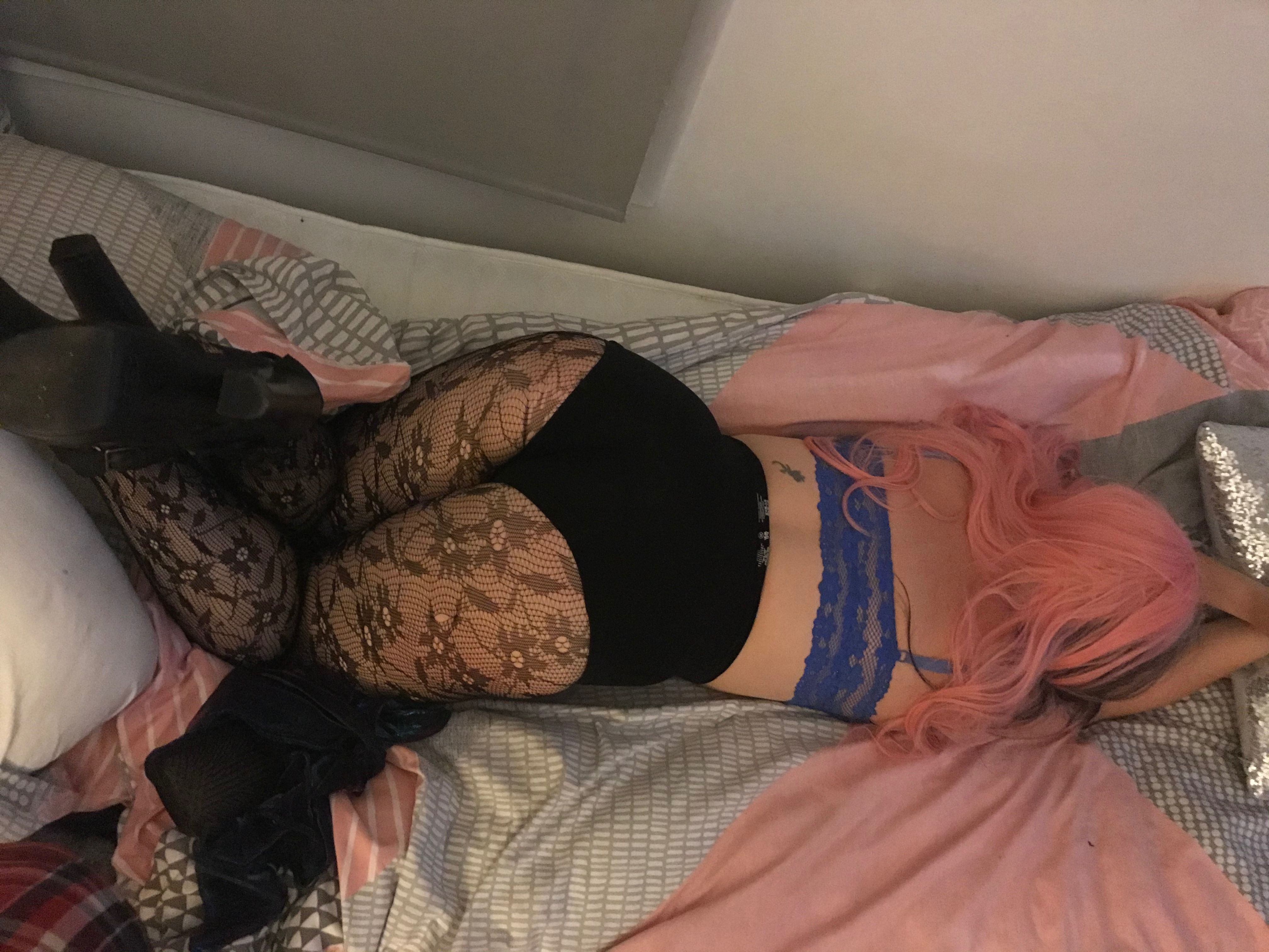 https://cdn.adultwork.com/gallery/G12/8540252.jpg