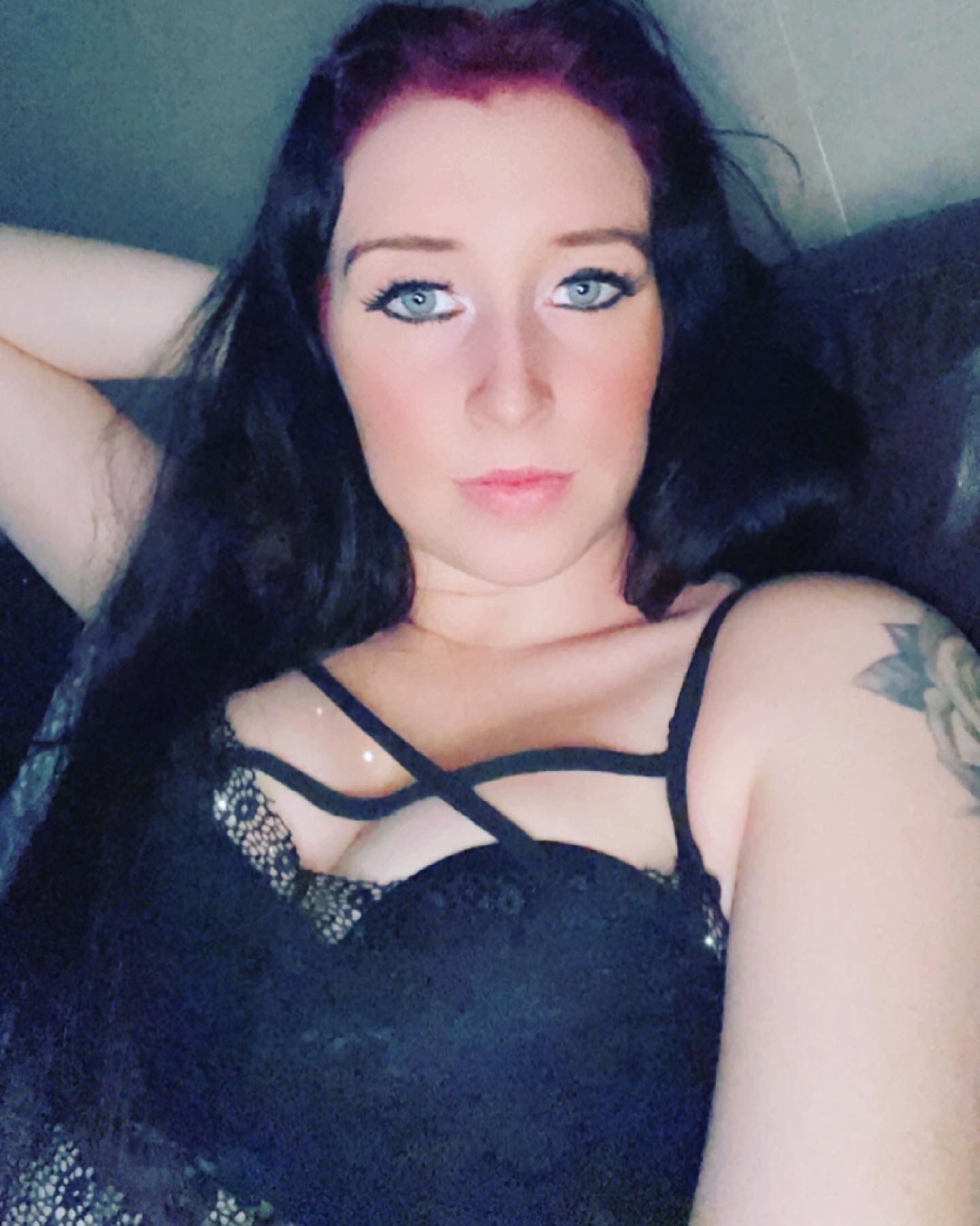 https://cdn.adultwork.com/gallery/G12/8541412.jpg