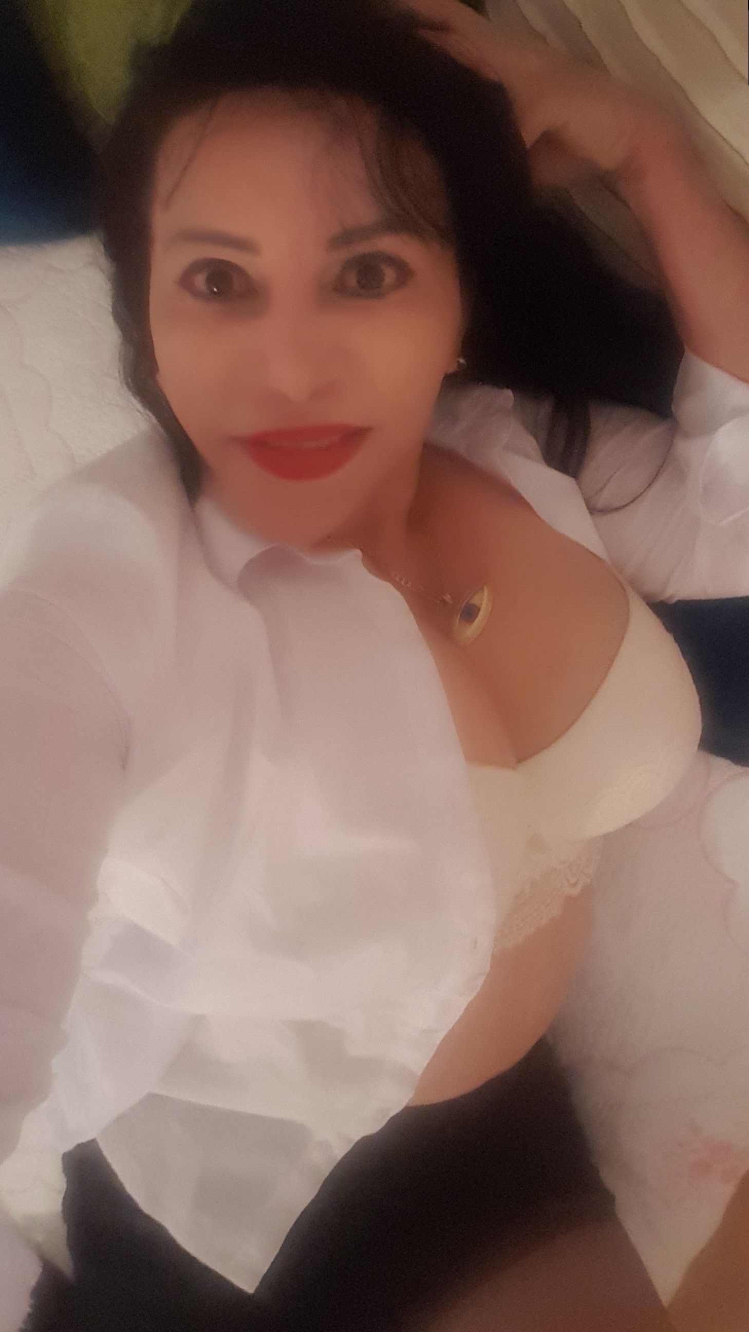 https://cdn.adultwork.com/gallery/G12/8541884.jpg