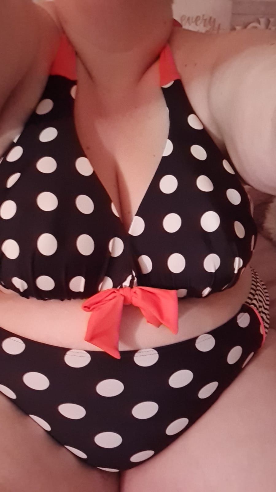 https://cdn.adultwork.com/gallery/G12/8542760.jpg