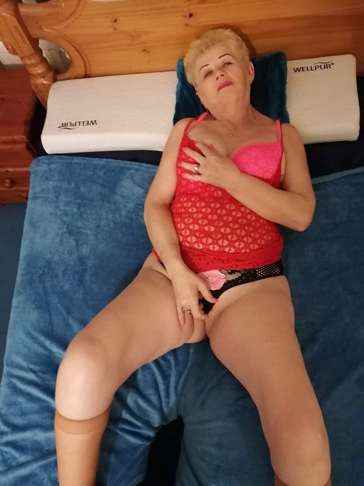 https://cdn.adultwork.com/gallery/G12/8547371.jpg