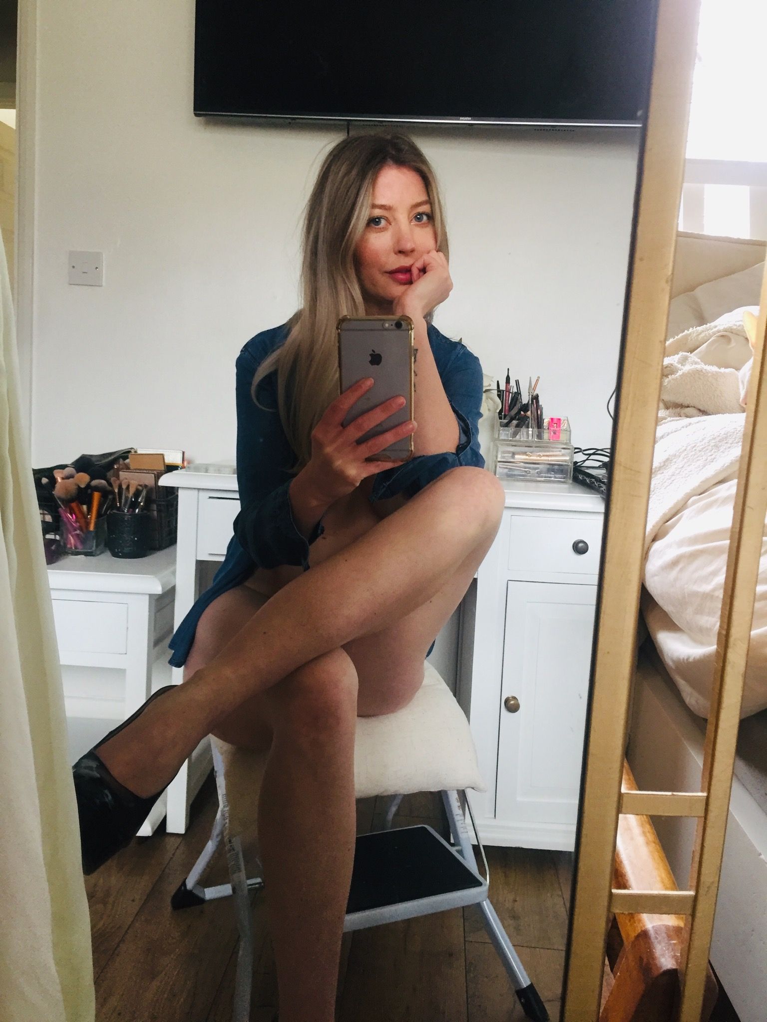 https://cdn.adultwork.com/gallery/G12/8550358.jpg