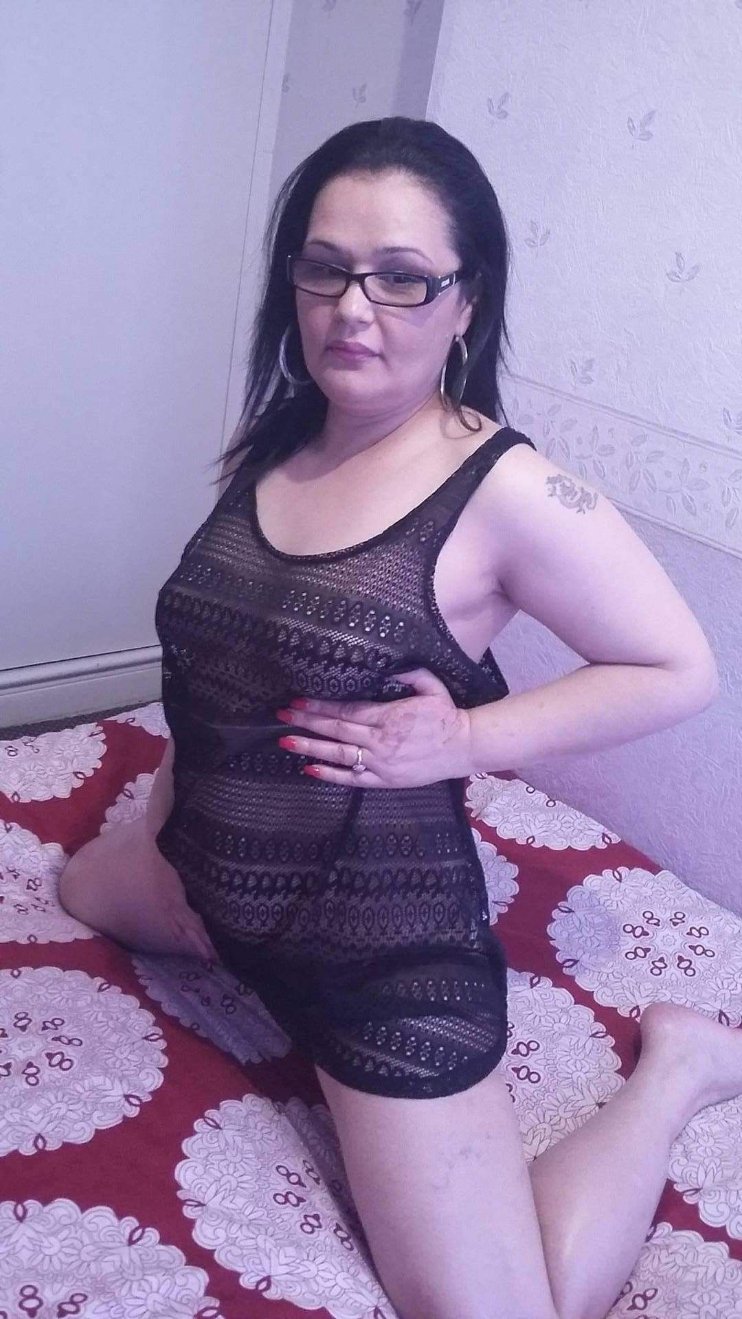 https://cdn.adultwork.com/gallery/G12/8550692.jpg