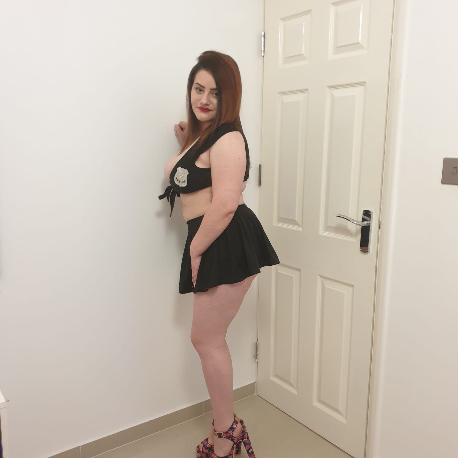 https://cdn.adultwork.com/gallery/G12/8551050.jpg