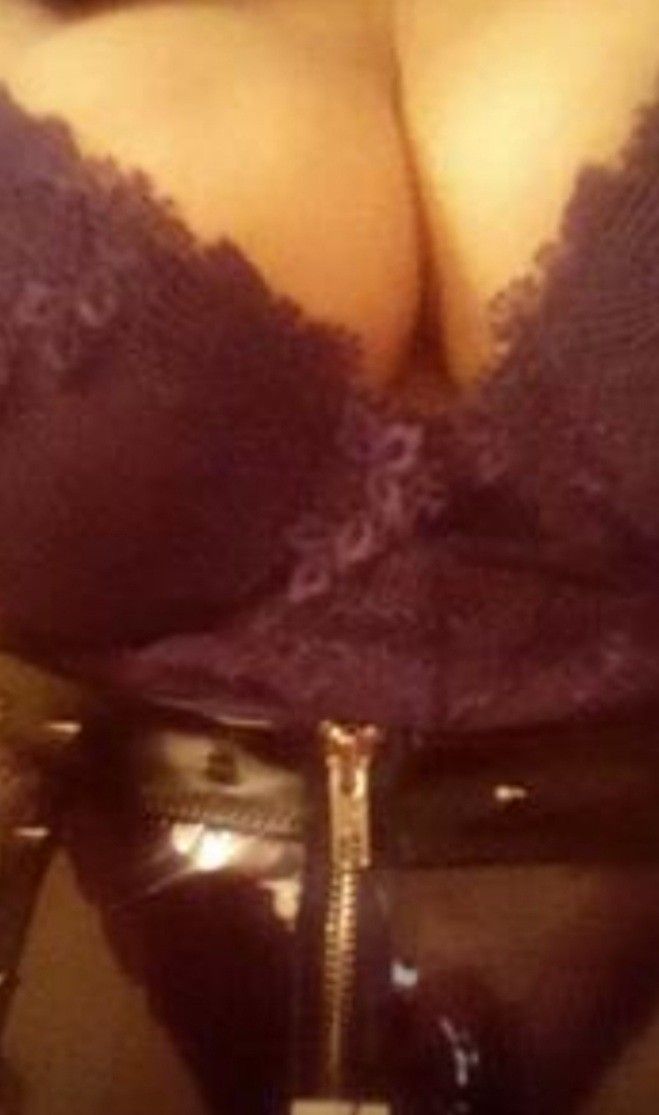 https://cdn.adultwork.com/gallery/G12/8552957.jpg