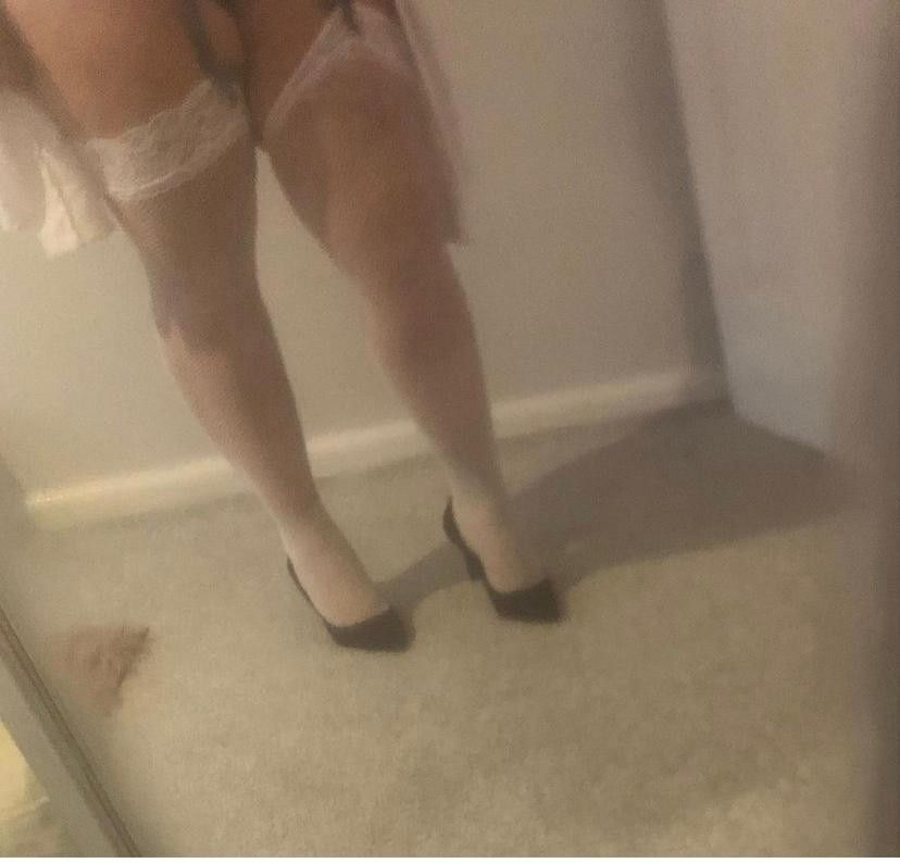 https://cdn.adultwork.com/gallery/G12/8555397.jpg