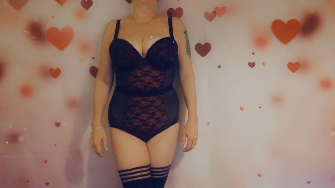 https://cdn.adultwork.com/gallery/G12/8555898.jpg