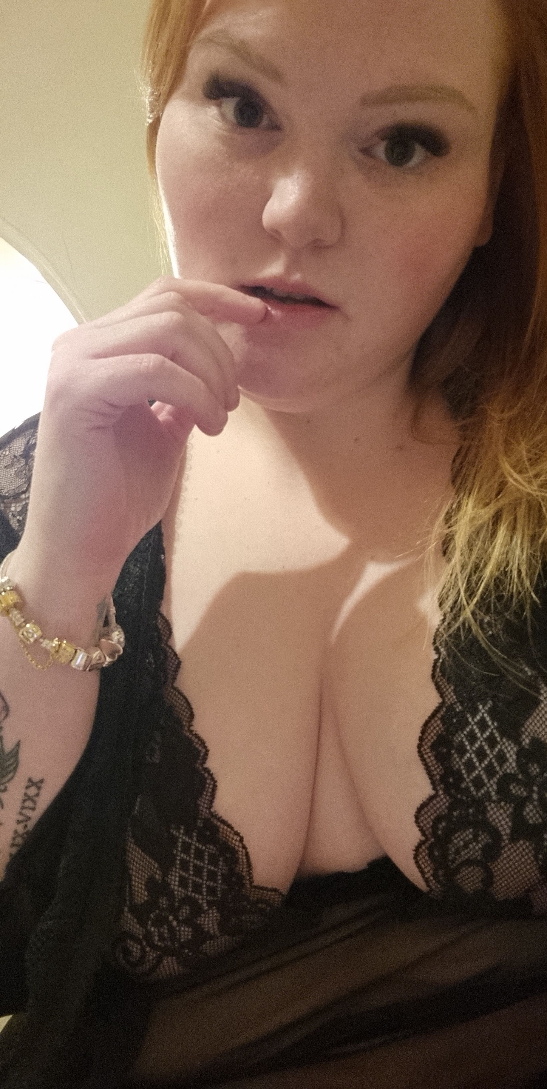 https://cdn.adultwork.com/gallery/G12/8556252.jpg