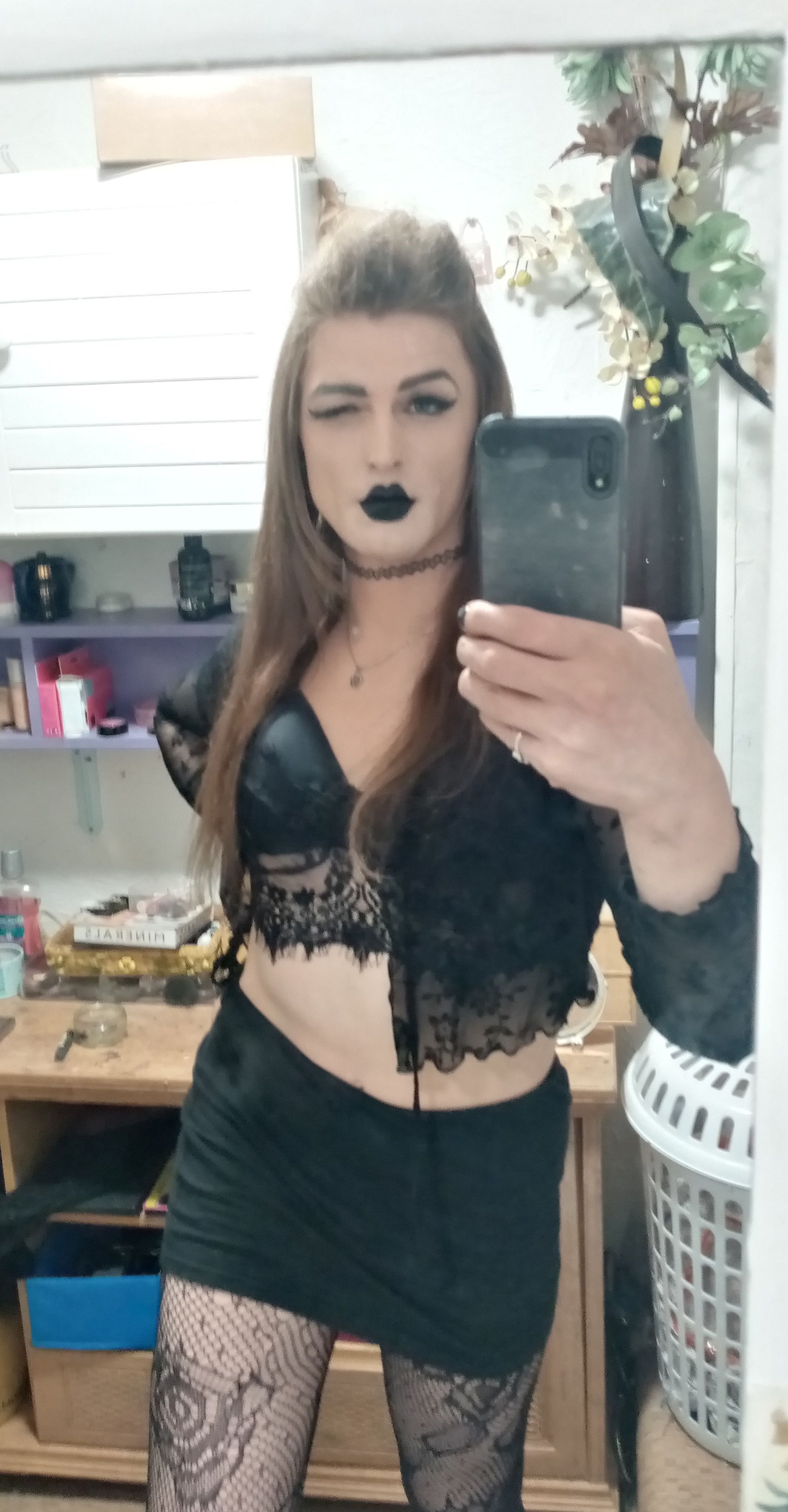 https://cdn.adultwork.com/gallery/G12/8558293.jpg