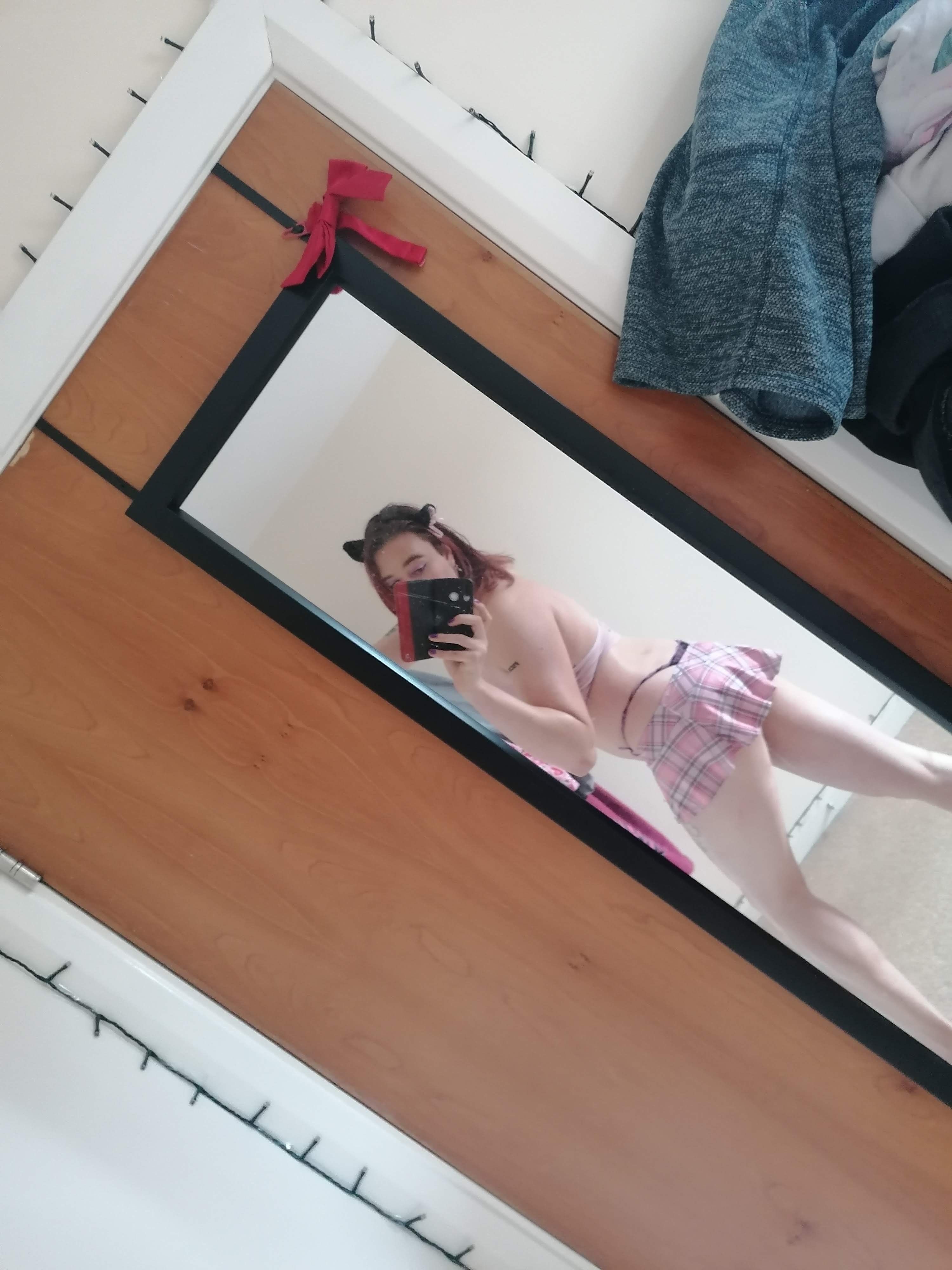 https://cdn.adultwork.com/gallery/G12/8558528.jpg