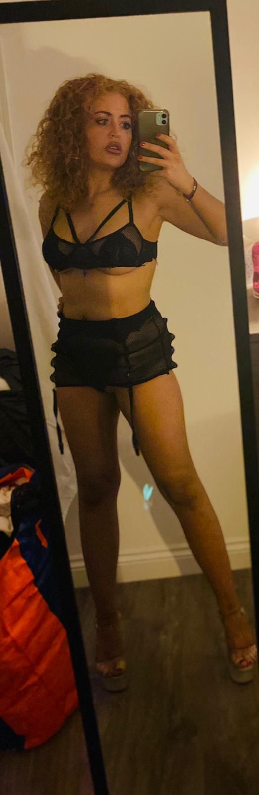 https://cdn.adultwork.com/gallery/G12/8558788.jpg