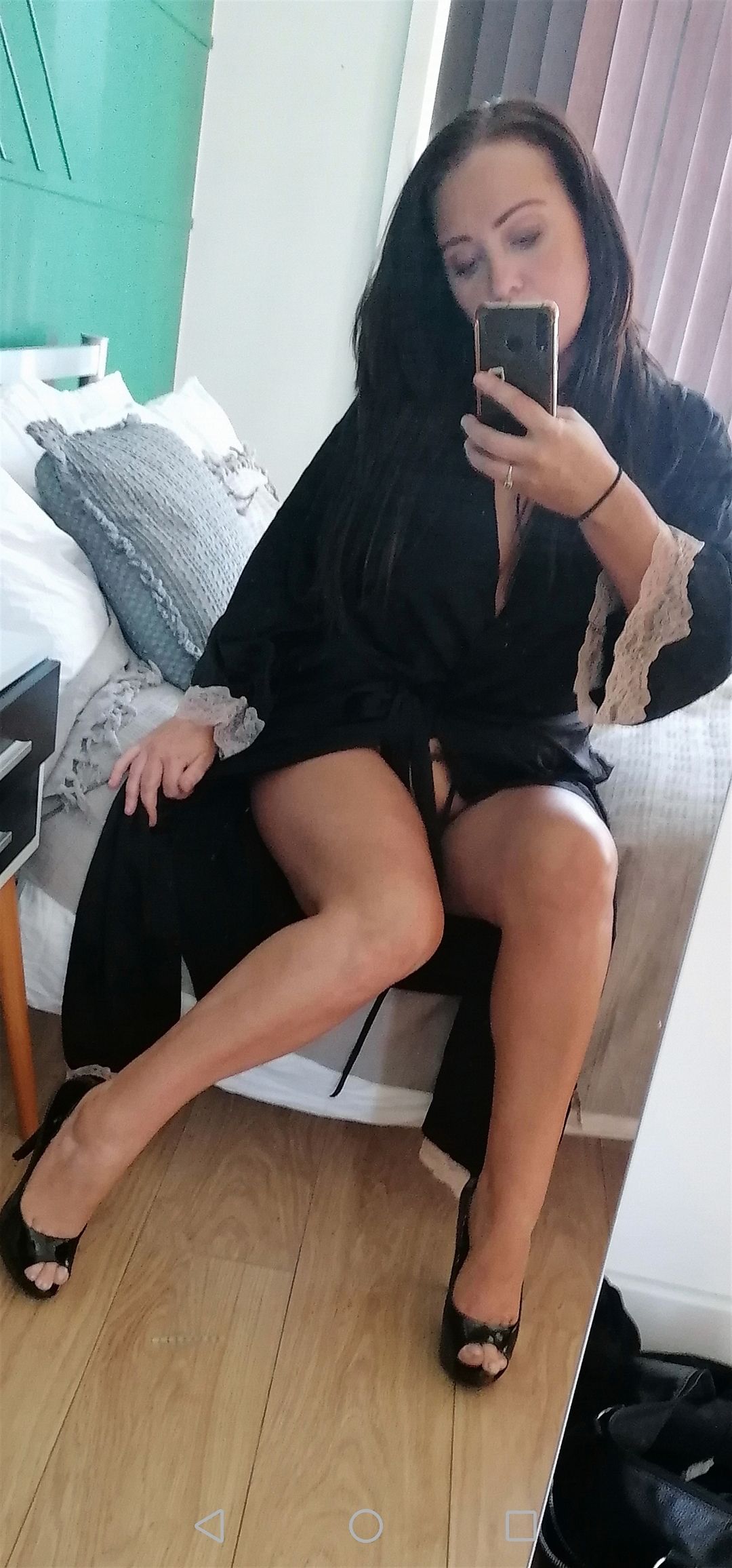 https://cdn.adultwork.com/gallery/G12/8560213.jpg