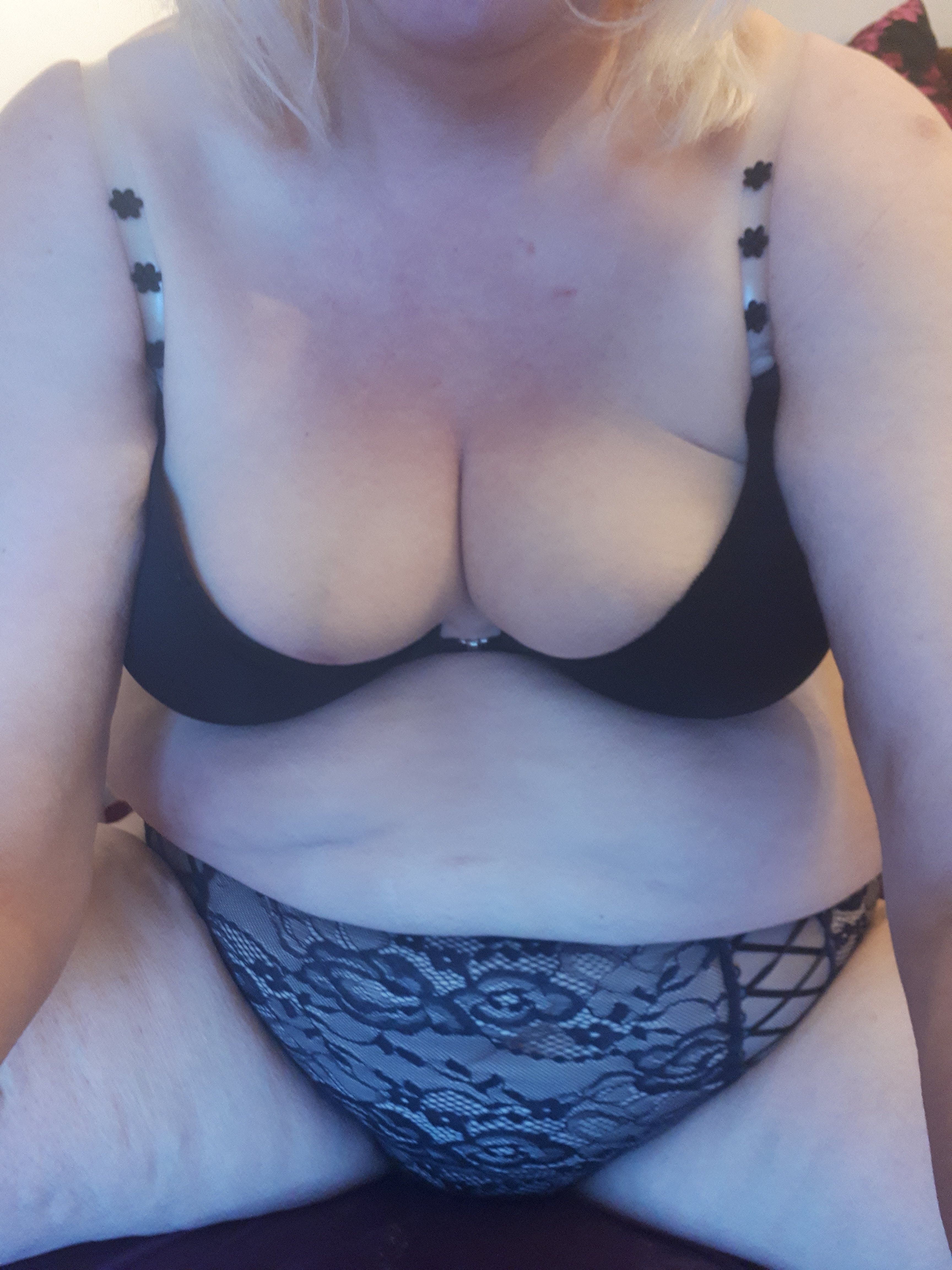 https://cdn.adultwork.com/gallery/G12/8562465.jpg