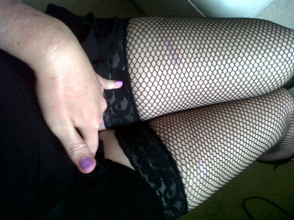 https://cdn.adultwork.com/gallery/G12/8563173.jpg