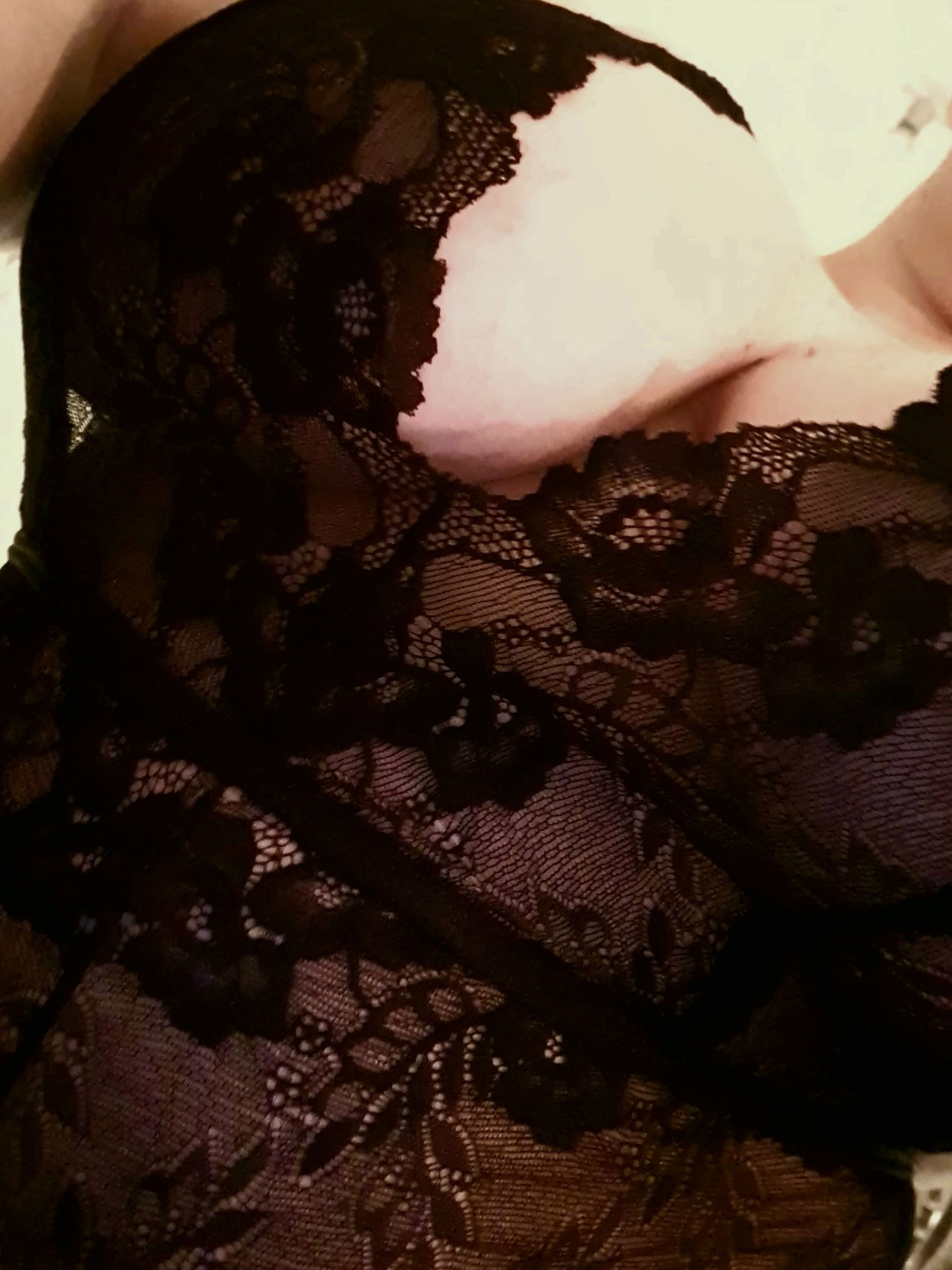 https://cdn.adultwork.com/gallery/G12/8565158.jpg