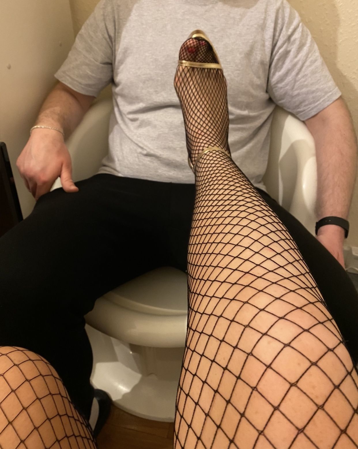 https://cdn.adultwork.com/gallery/G12/8566280.jpg